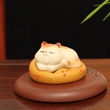 Cute Sleeping White Cat Tea Pet