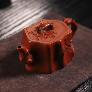 Plum Blossom Engraving Fully Handmade Zhu Ni Clay 'Mei Zhuang' Yixing Teapot