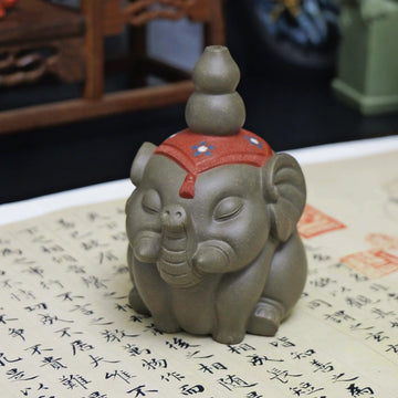 Yixing Handmade Wealth-Attracting Elephant Zisha Tea Pet with Lucky Gourd Decoration