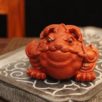 Yixing Zisha Handmade Golden Toad with Goat Horns Tea Pet