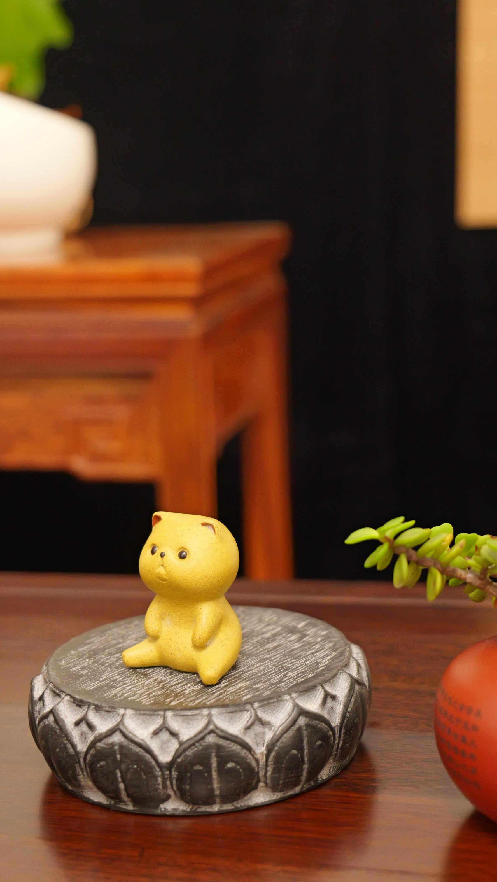 A Spaced-Out Yellow Kitten handmade pottery figurine decor (tea pet) made by yixing purple clay