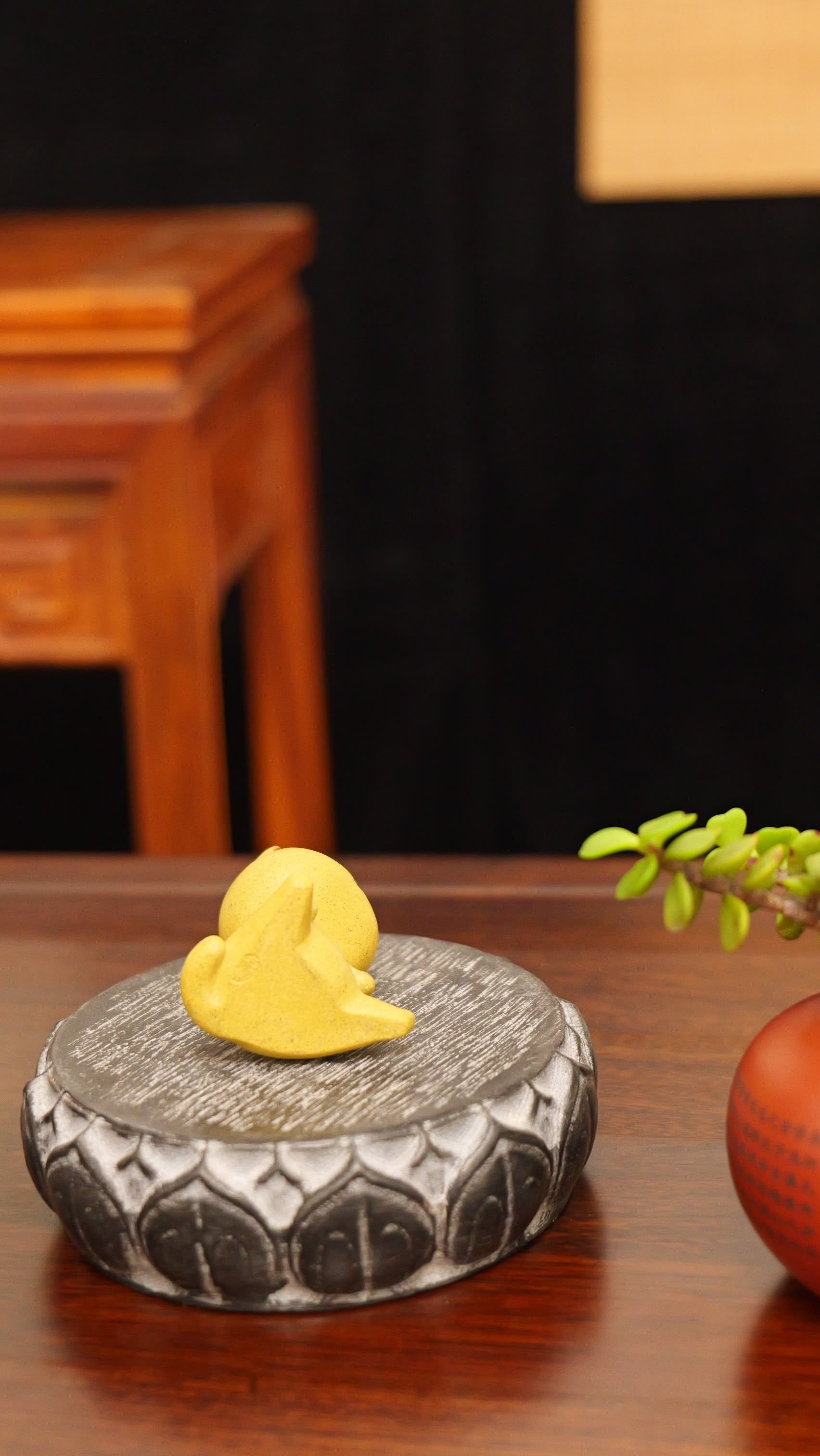 A Spaced-Out Yellow Kitten handmade pottery figurine decor (tea pet) made by yixing purple clay