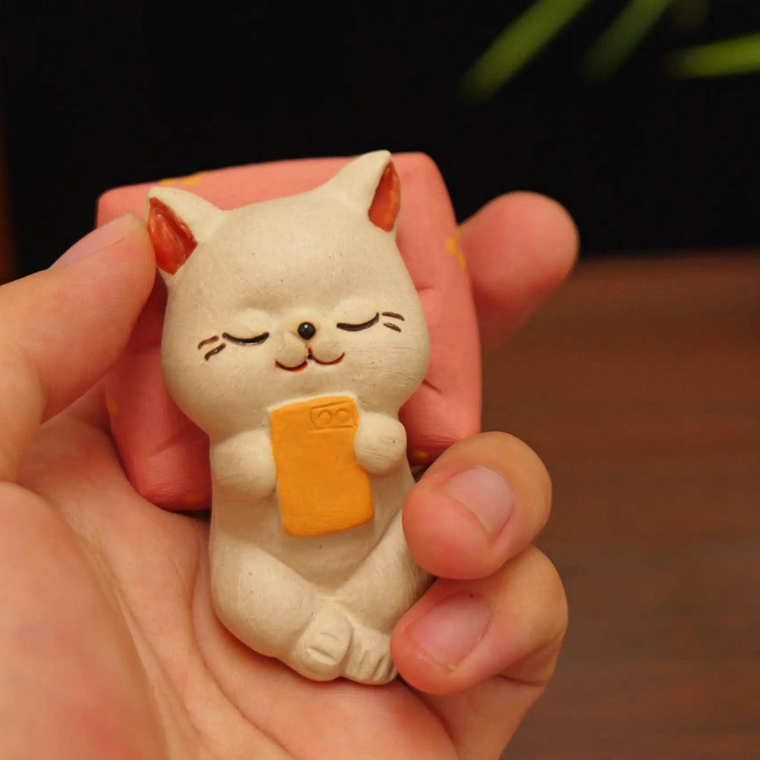 Yixing Clay Handmade Lazy Cat Tea Pet (Pillow Cute Style)