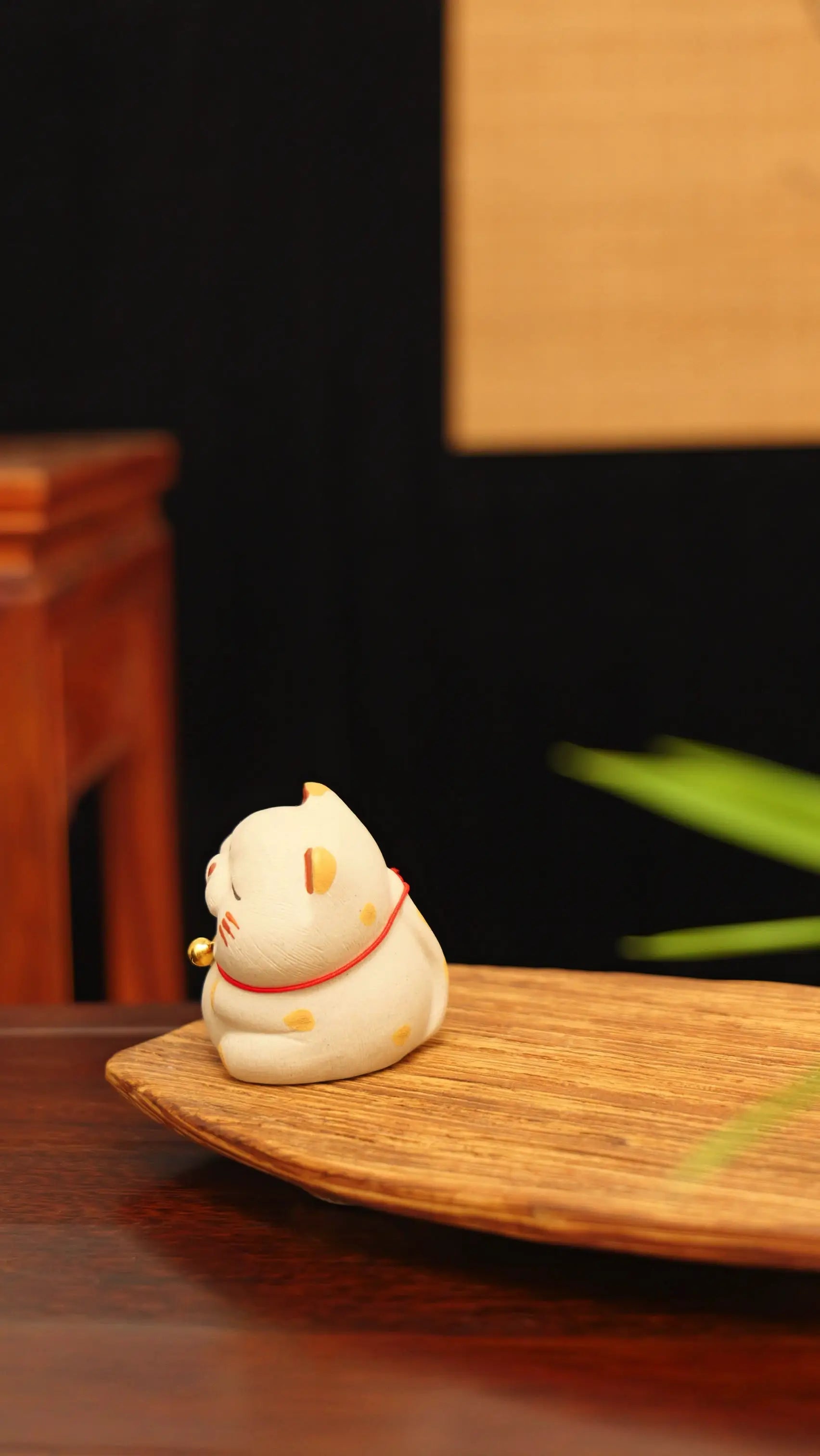 Yixing Cute Smiling White Cat Tea Pet