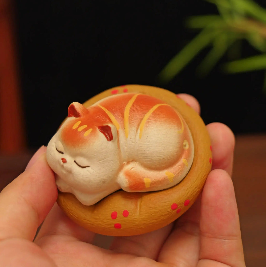 Cute Sleeping White Cat Tea Pet