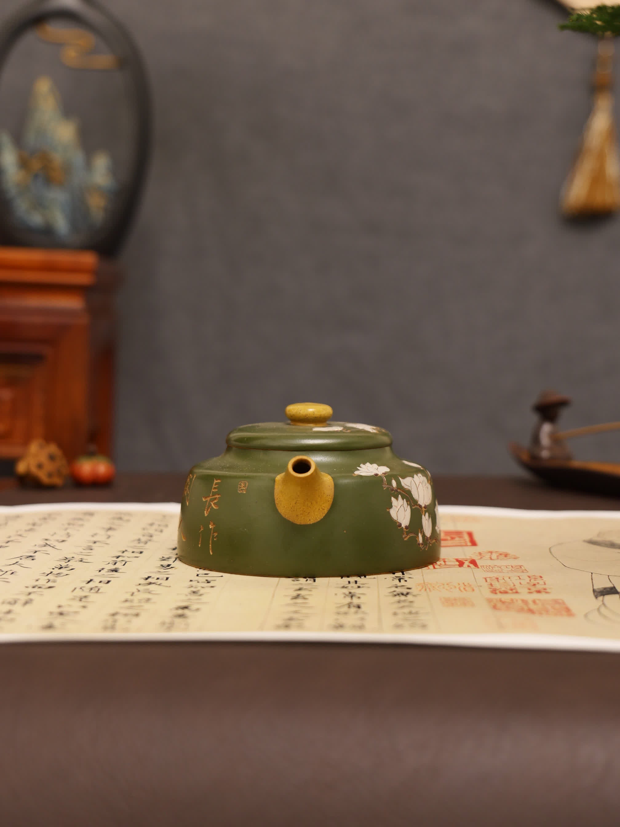 Auspicious Bird & Orchid Painting Fully Handmade Duan Clay 'Dezhong' Yixing Teapot