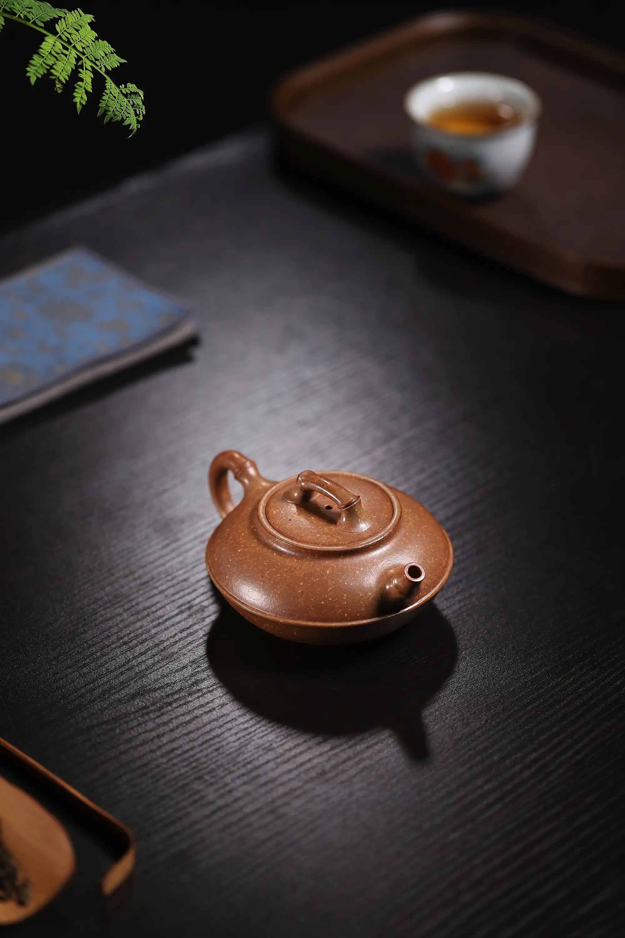 Bamboo Flat Shape Fully Handmade Flocculent Golden Duan Clay Yixing Teapot