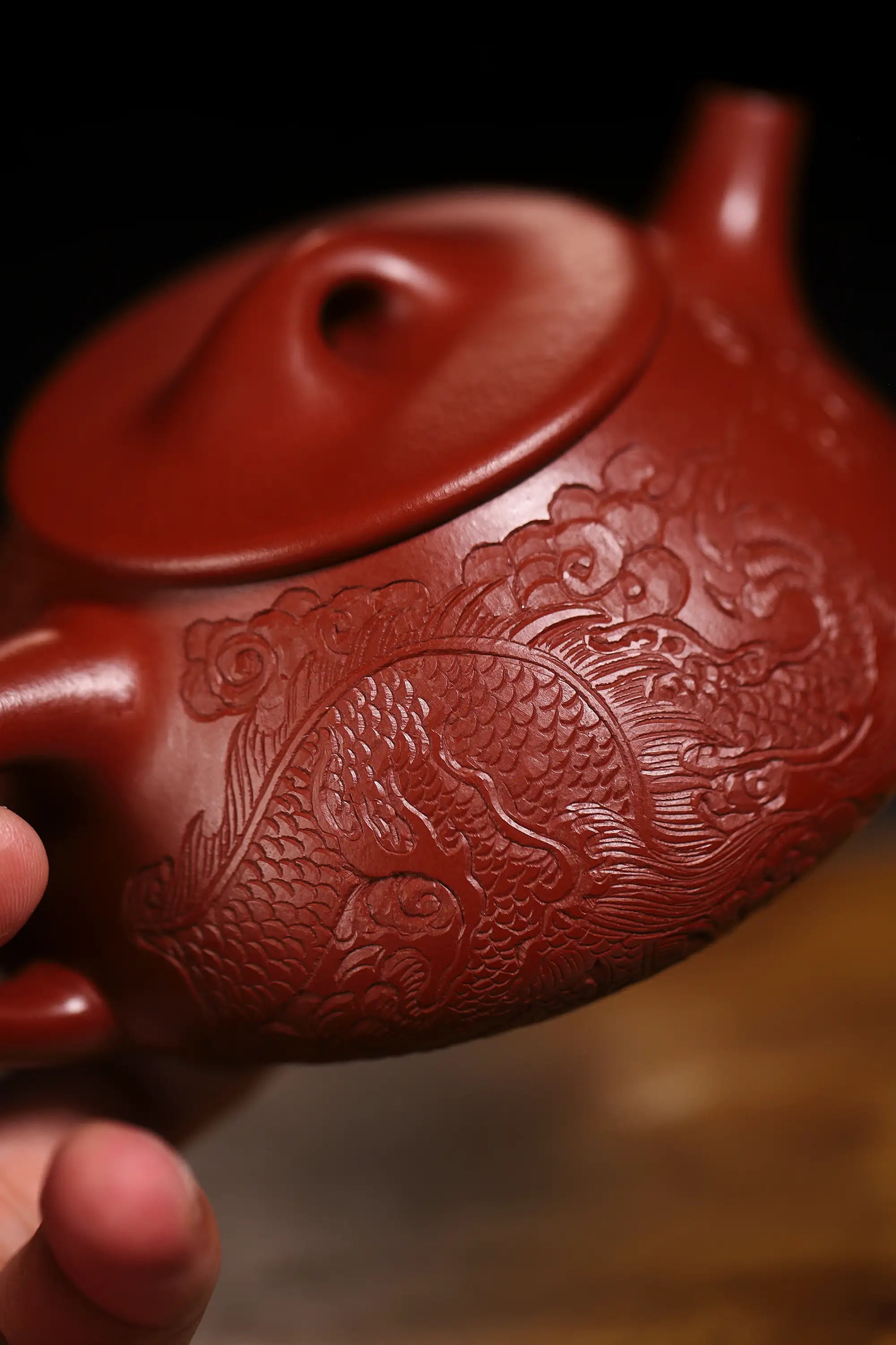 Dragon Pattern Fully Handmade Zhu Ni 'Jingzhou Shi Piao' Yixing Teapot
