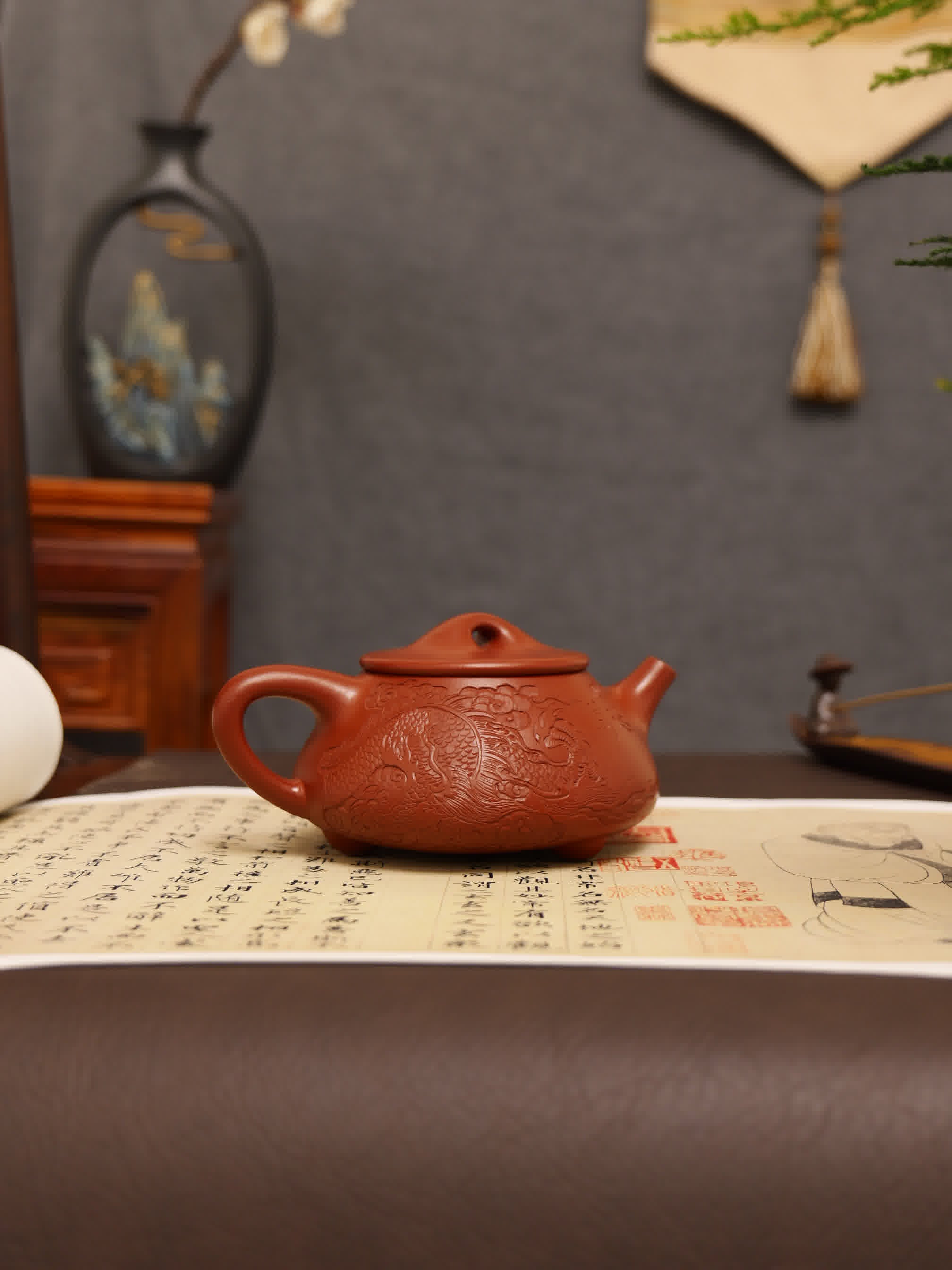 Dragon Pattern Fully Handmade Zhu Ni 'Jingzhou Shi Piao' Yixing Teapot
