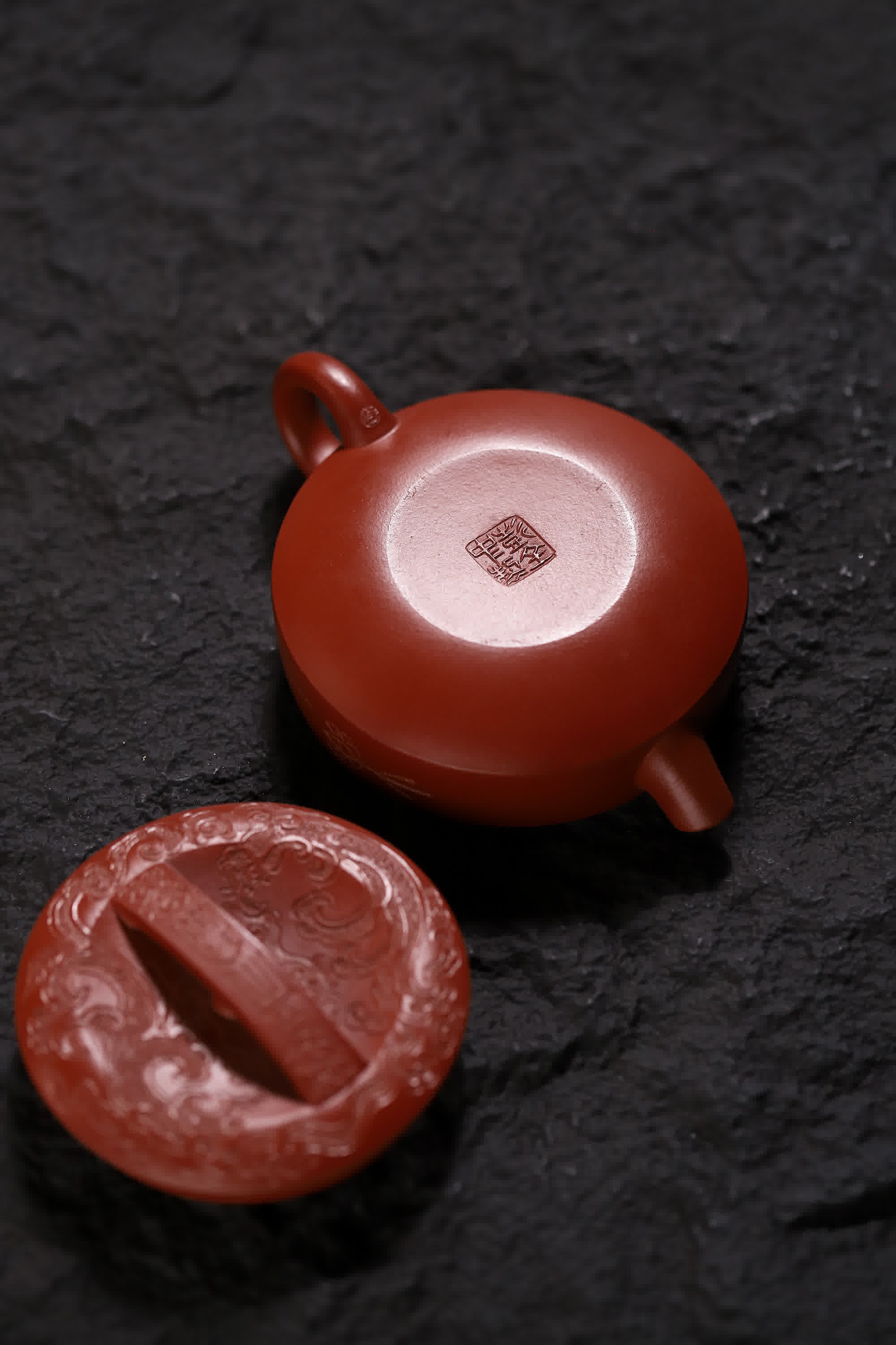 Eternal Joy & Auspicious Cloud Carving Fully Handmade Zhu Ni 'Qin Feng Han Wa' Yixing Teapot