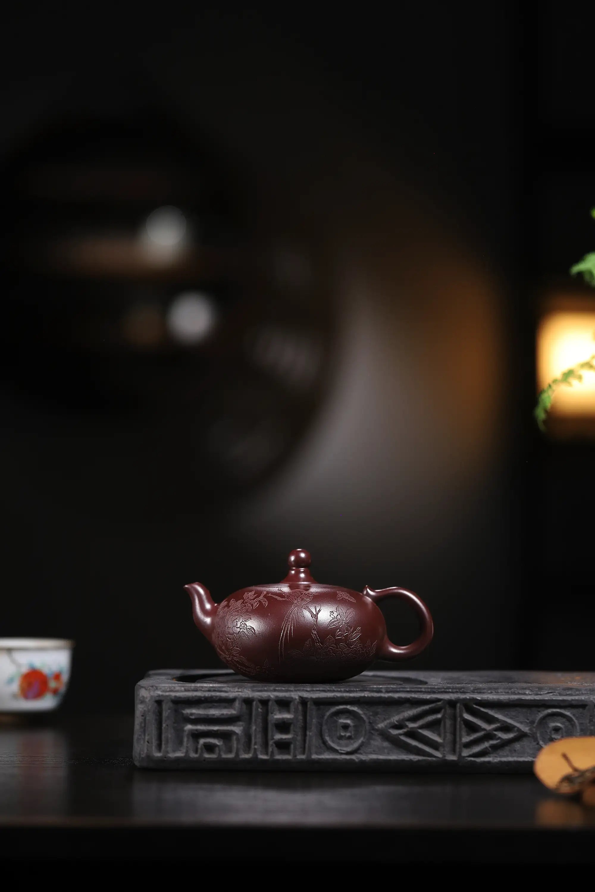 Floral Engraving Fully Handmade Dragon Blood Sand-Zini Clay 'Phoenix Pearl' Yixing Teapot