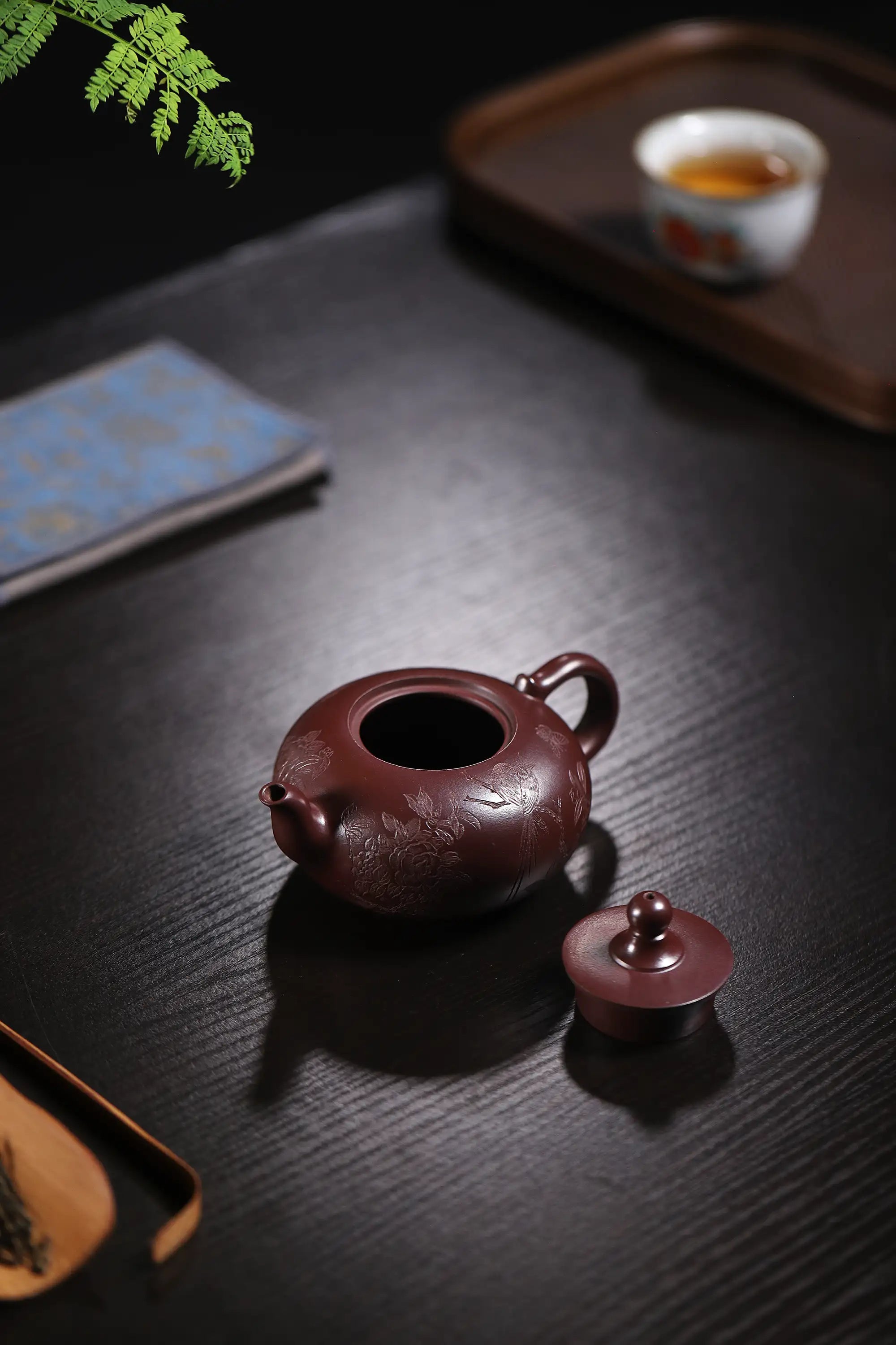 Floral Engraving Fully Handmade Dragon Blood Sand-Zini Clay 'Phoenix Pearl' Yixing Teapot