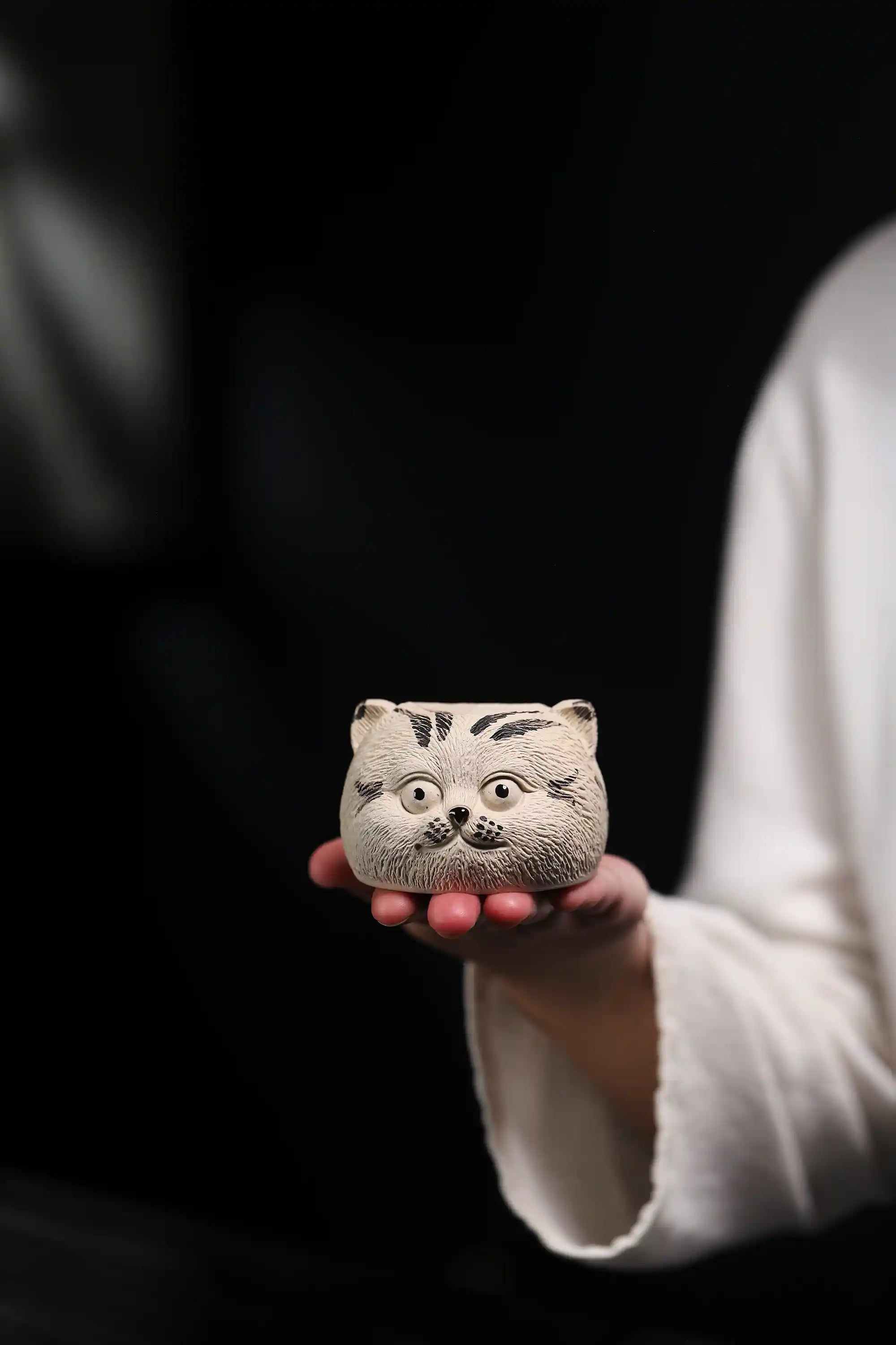 Handmade White Cat Shape Porcelain Teacup