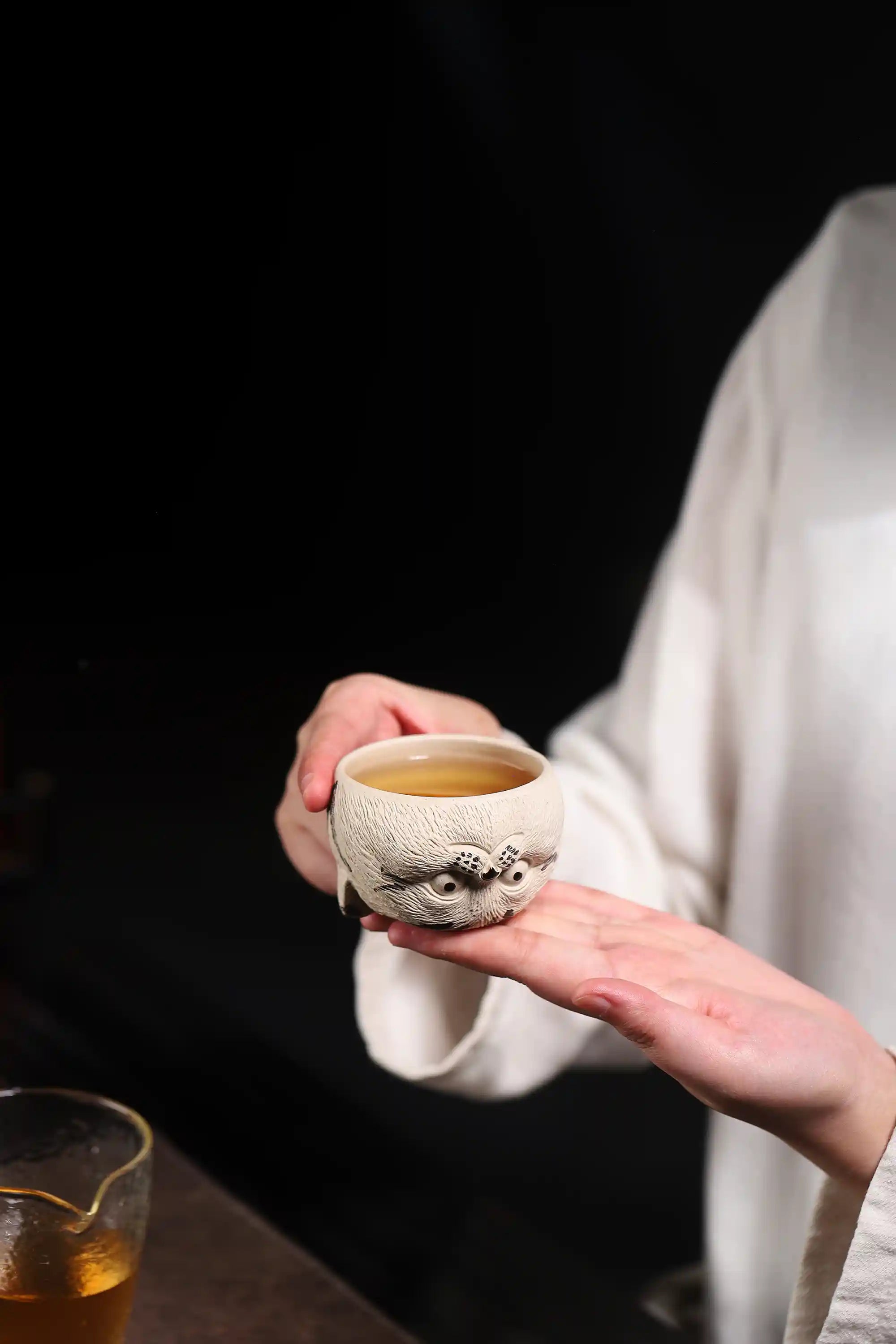 Handmade White Cat Shape Porcelain Teacup