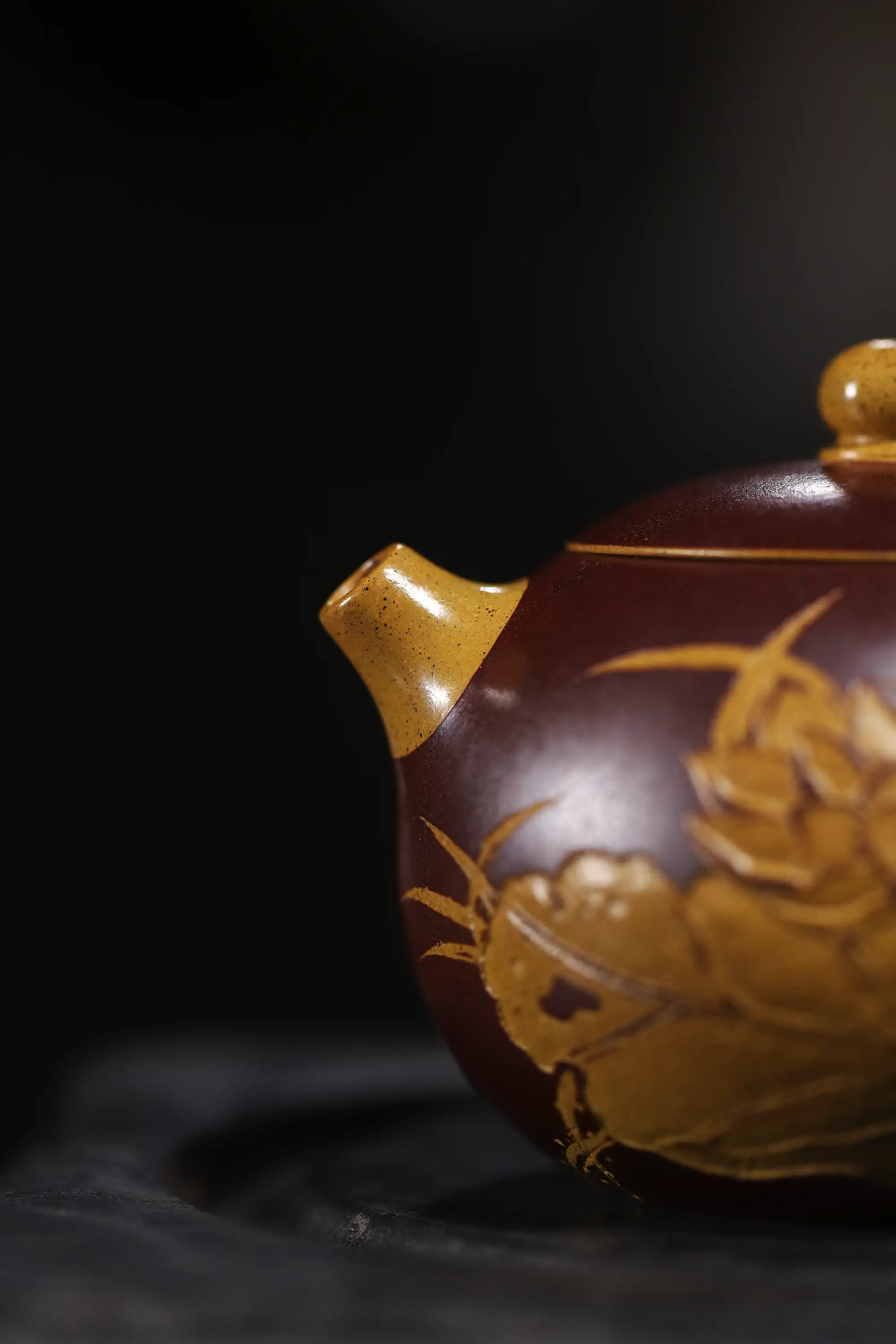 Lotus & 'Ode to Lotus' Carving Fully Handmade Duan Clay 'Xishi' Yixing Teapot