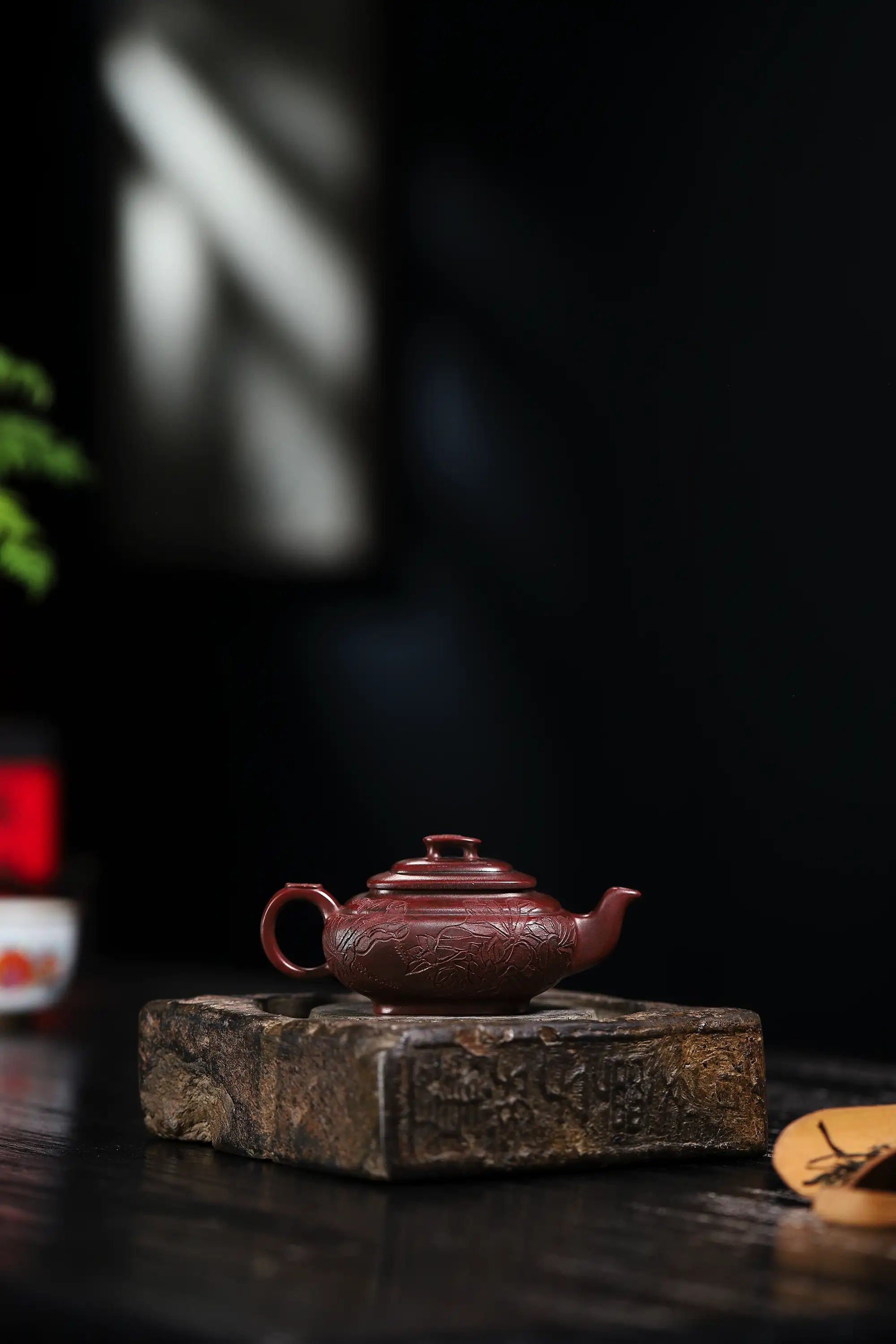 Lotus & Leaf Carving Fully Handmade Zijinsha-Purple Clay 'Shang Xin Qiao Square' Yixing Teapot