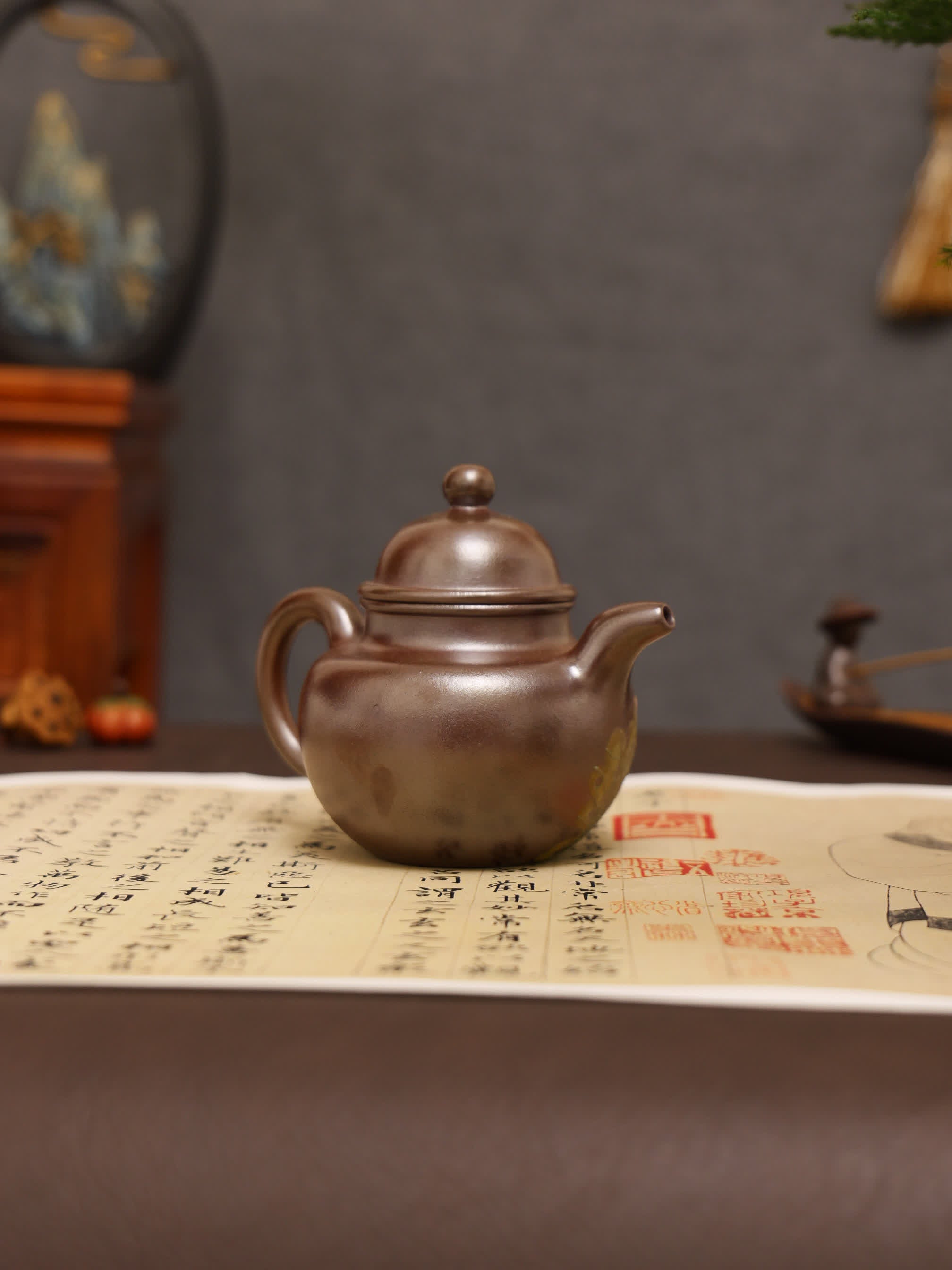 Lotus & Goldfish Painting Fully Handmade Tianqing-Purple Clay 'Cluster Ball' Yixing Teapot