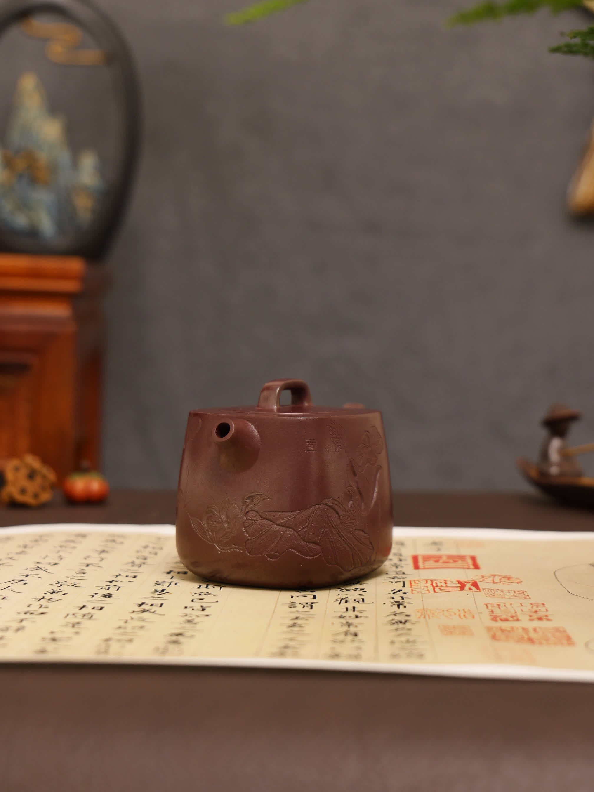 Lotus & Leaf Carving Fully Handmade Dragon Blood-Purple Clay 'Mixed Square Well Curb' Yixing Teapot