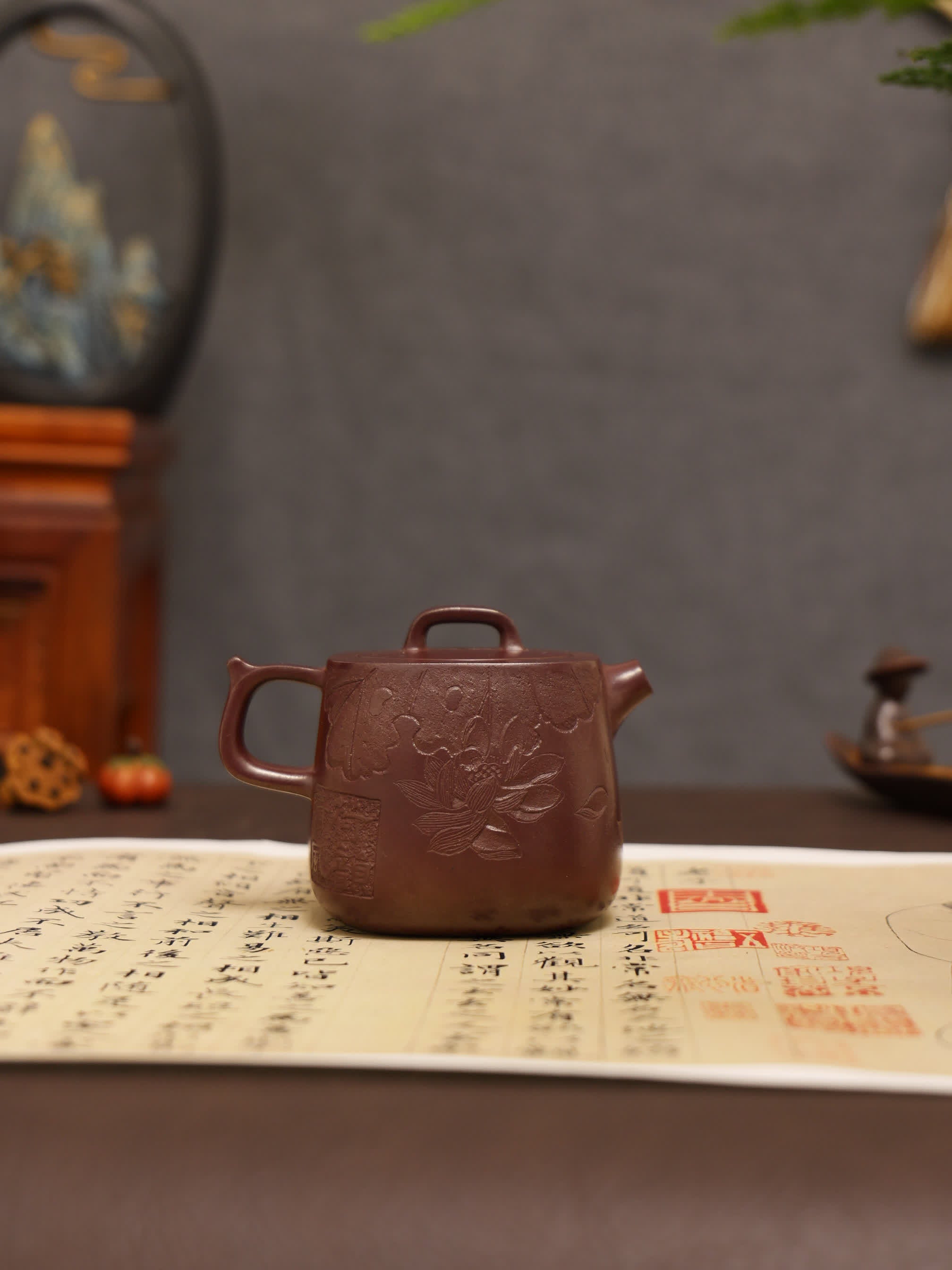 Lotus & Leaf Carving Fully Handmade Dragon Blood-Purple Clay 'Mixed Square Well Curb' Yixing Teapot