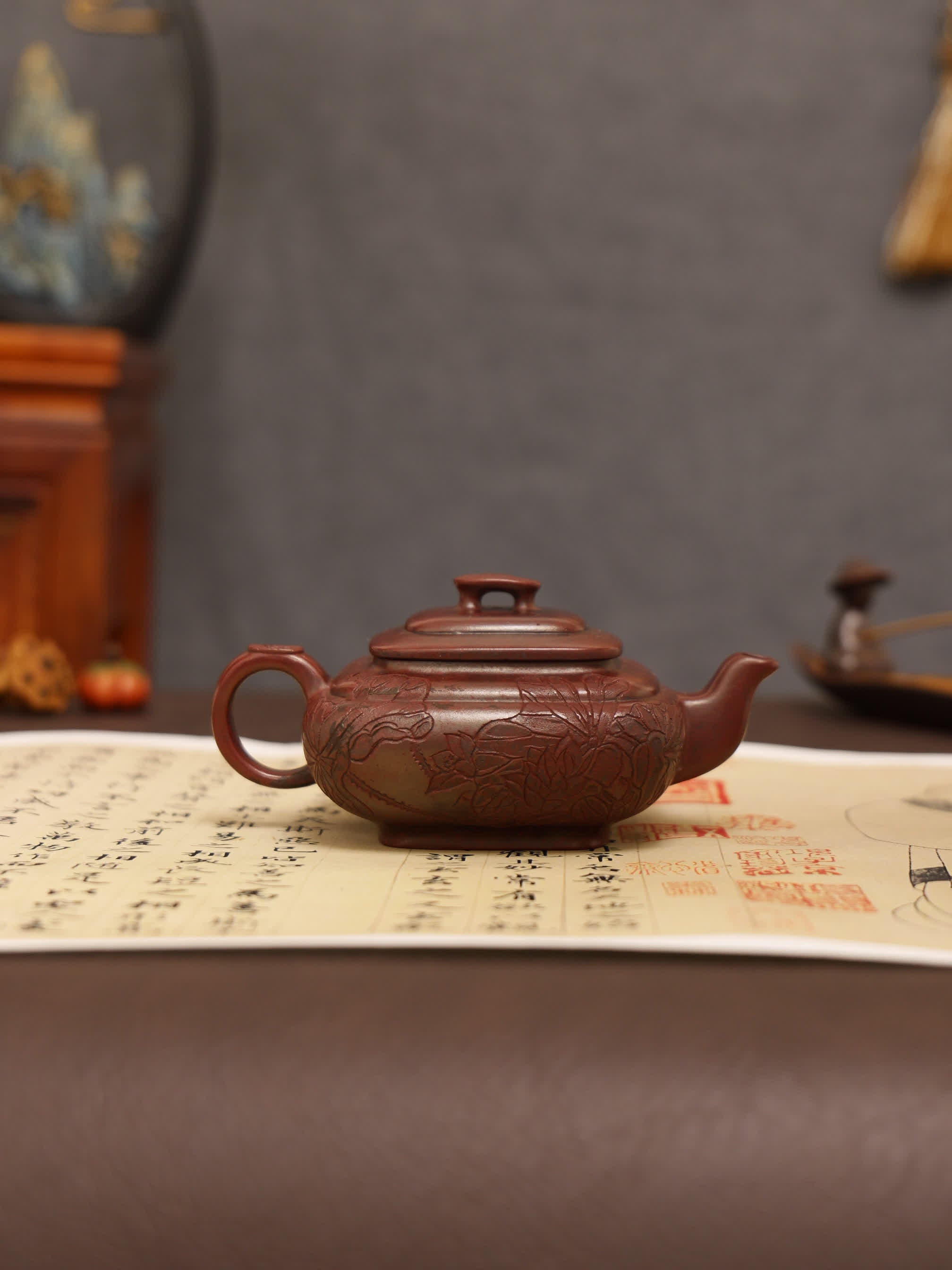 Lotus & Leaf Carving Fully Handmade Zijinsha-Purple Clay 'Shang Xin Qiao Square' Yixing Teapot