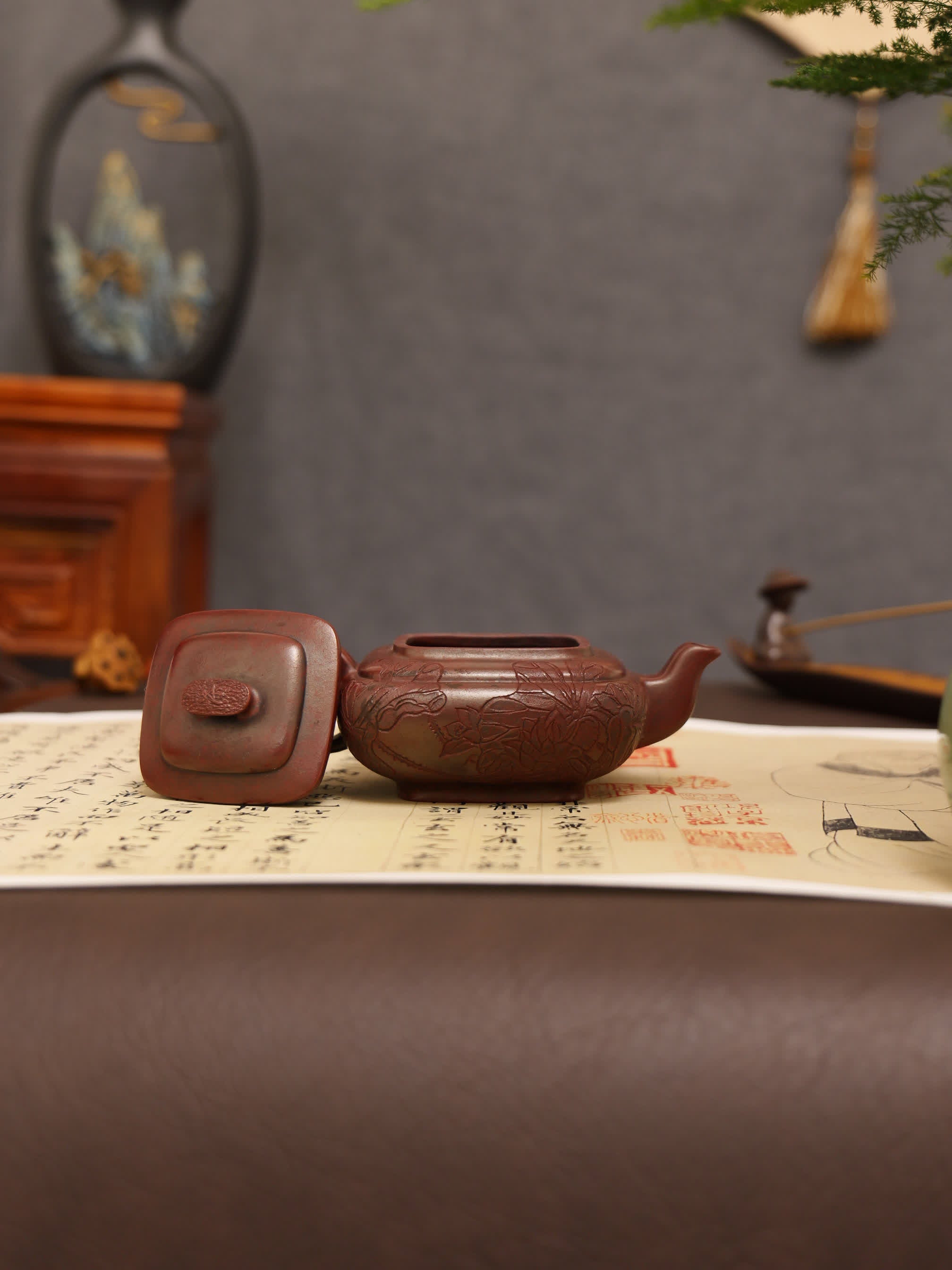 Lotus & Leaf Carving Fully Handmade Zijinsha-Purple Clay 'Shang Xin Qiao Square' Yixing Teapot