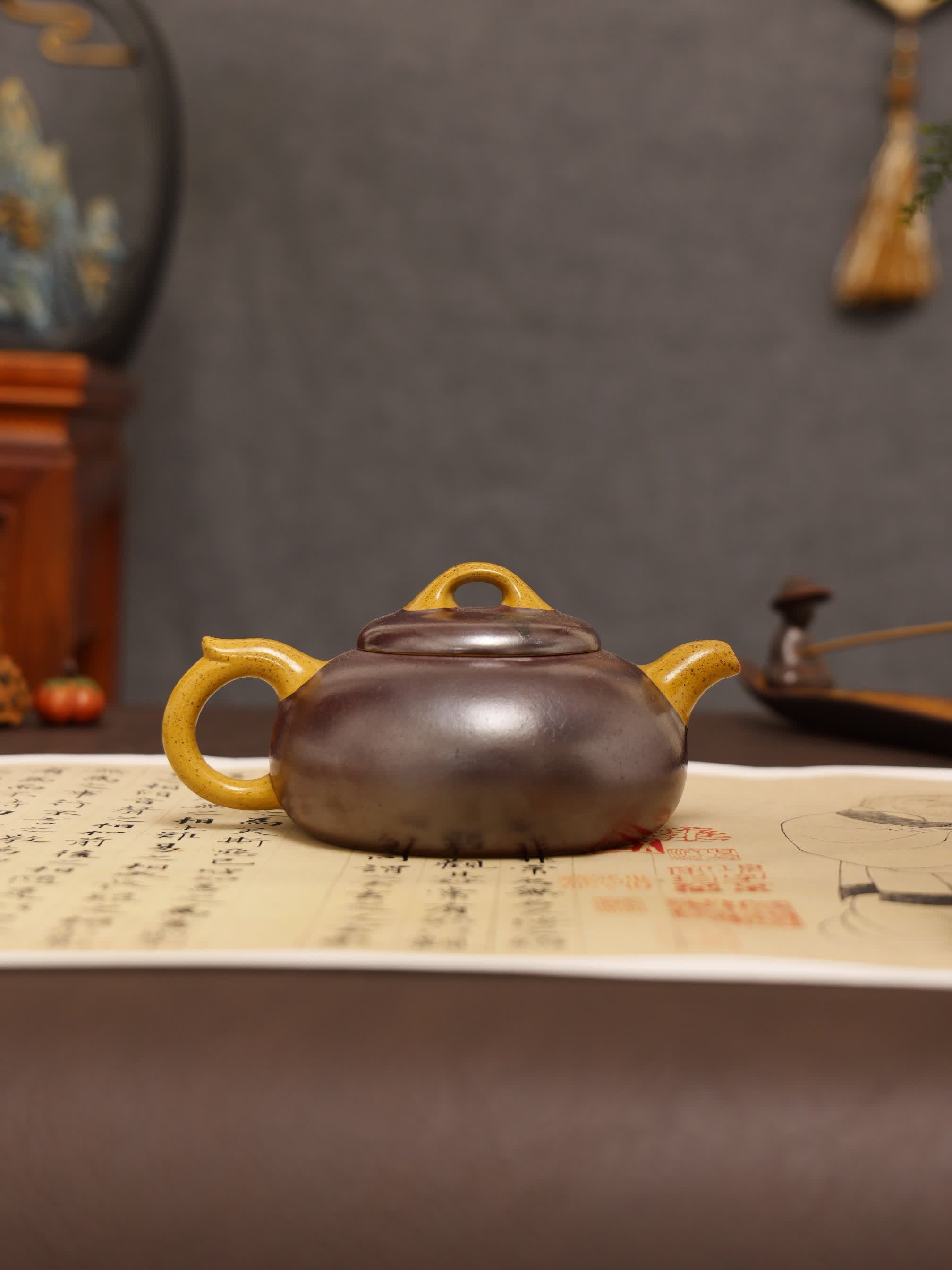 Lotus & Leaf Powder-Decoration Fully Handmade Duan Clay 'Half-Moon' Yixing Teapot