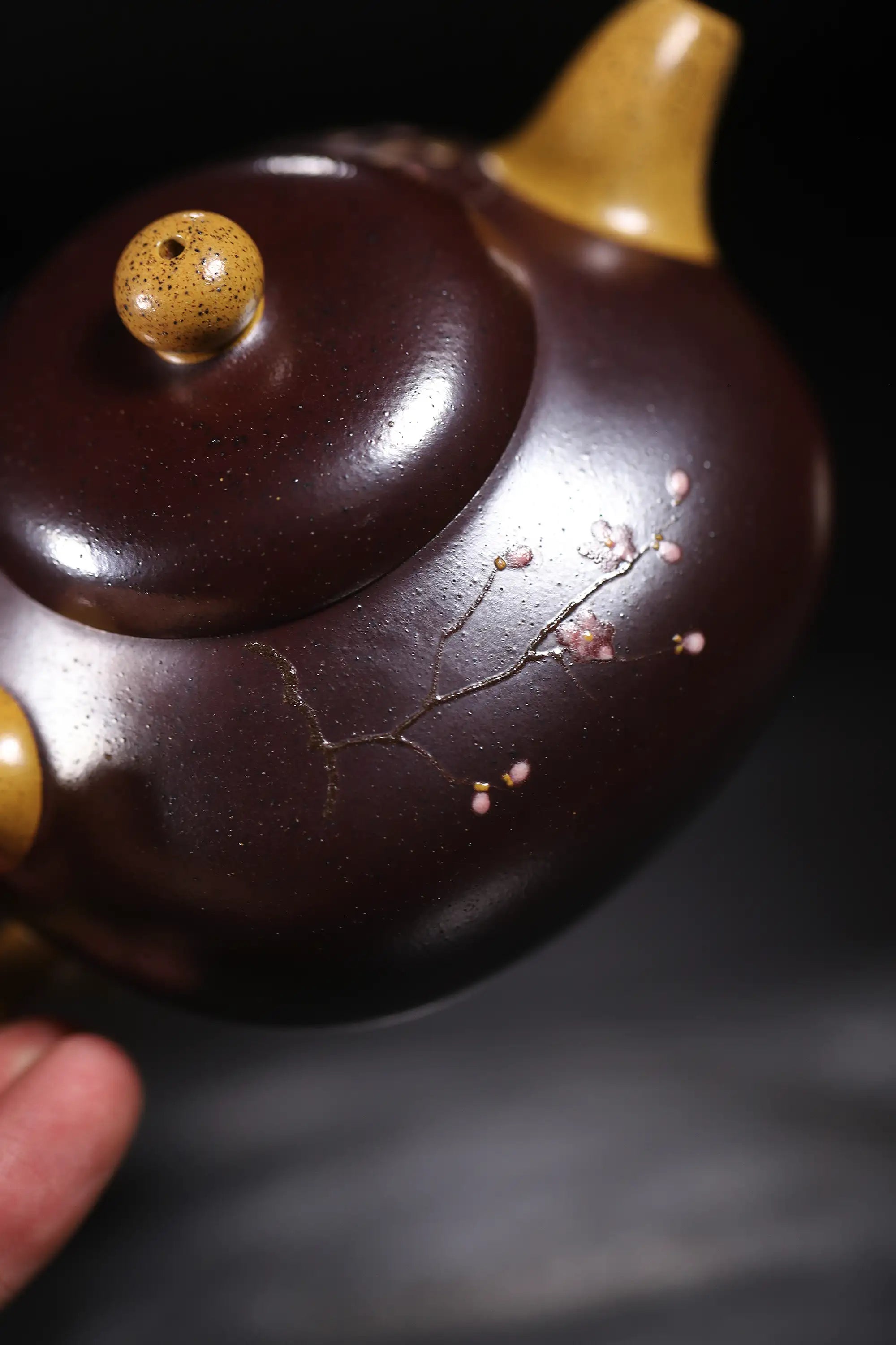 Magpie on Plum Blossom Powder-Decorated Fully Handmade Golden Duan Clay 'Short Pear' Yixing Teapot