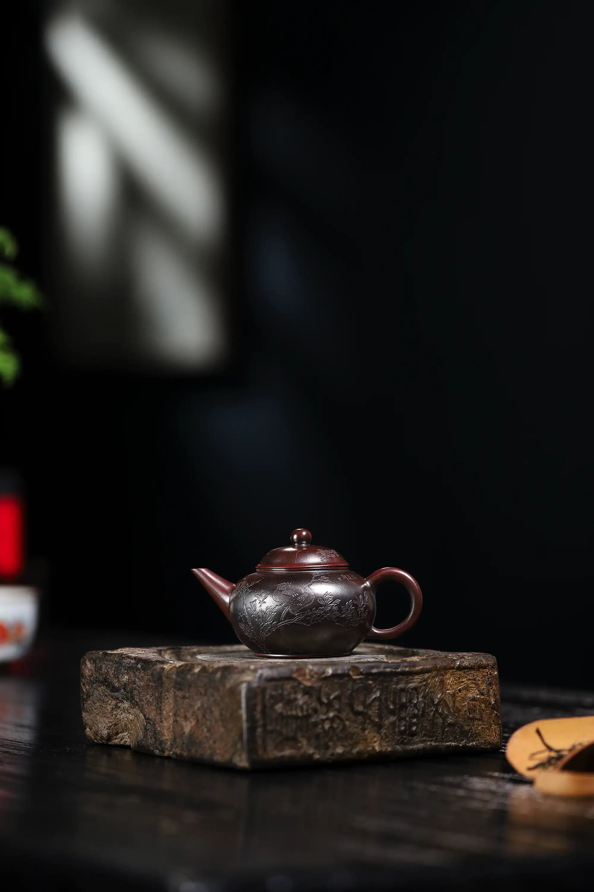 Magpie on Plum Branch Engraving Fully Handmade Purple Gold Sand 'Shui Ping' Yixing Teapot
