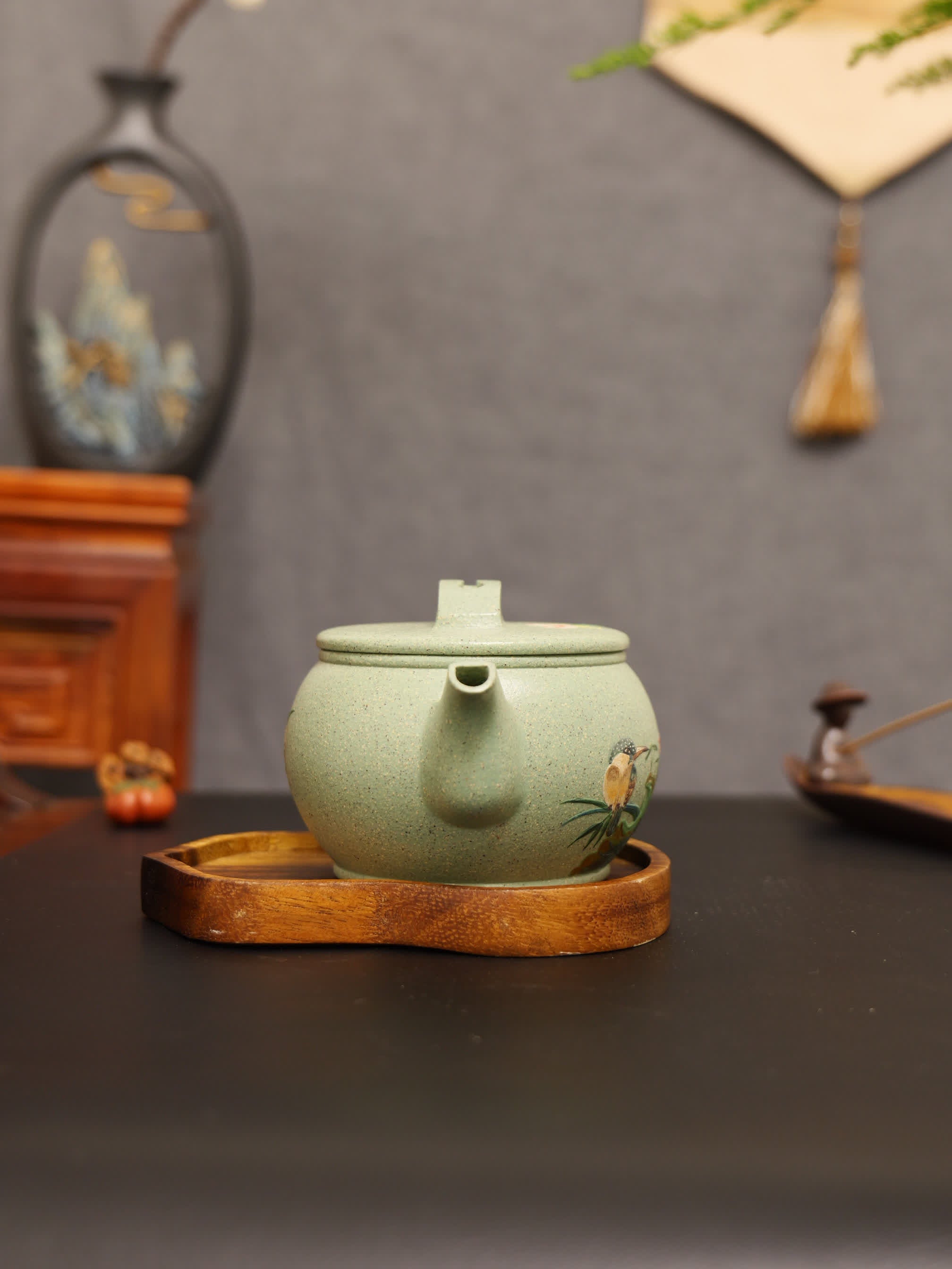 Magpie & Lotus Painting Fully Handmade Jade Sand-Green Clay 'Han Wa' Yixing Teapot