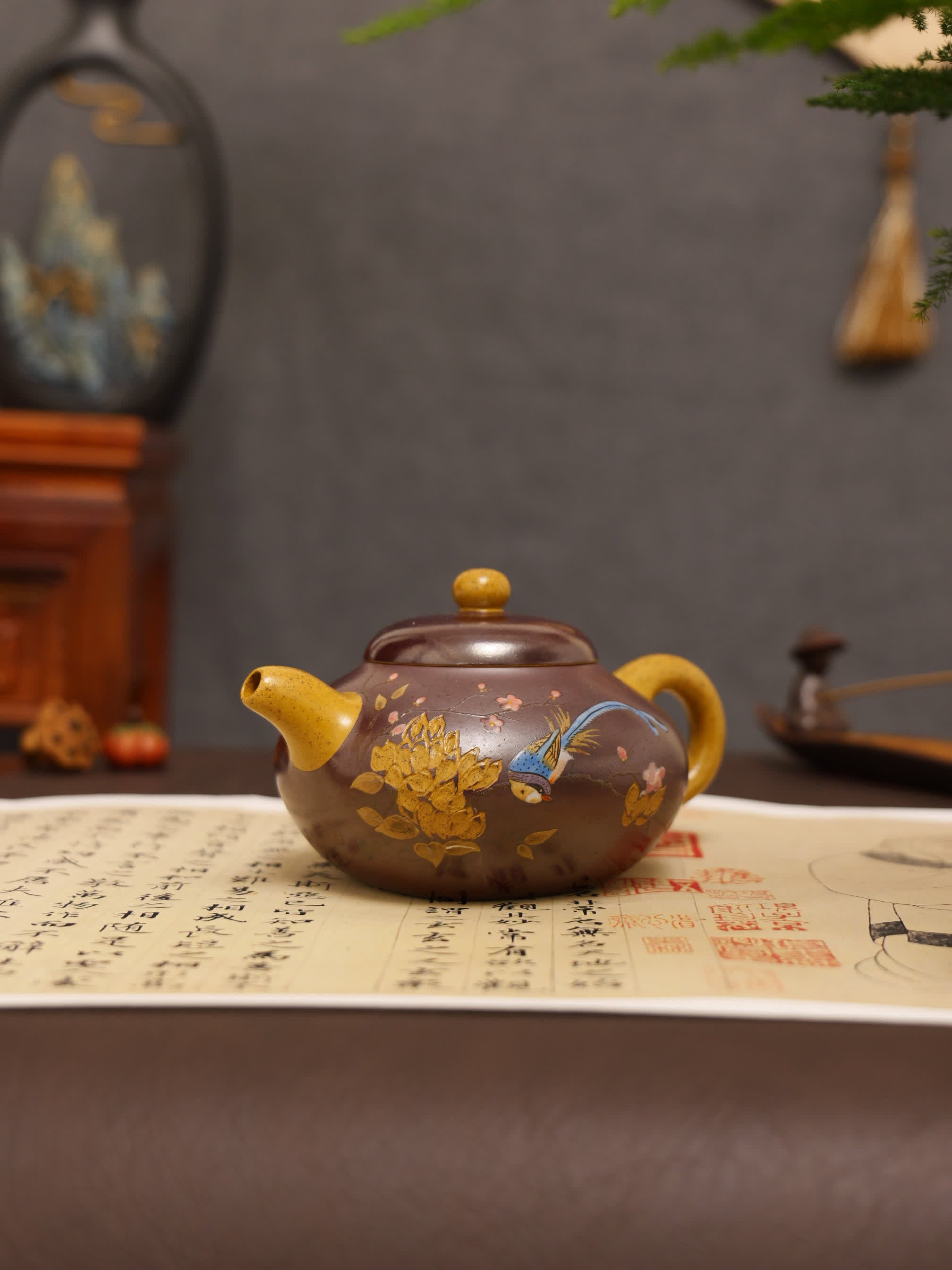 Magpie on Plum Blossom Powder-Decorated Fully Handmade Golden Duan Clay 'Short Pear' Yixing Teapot