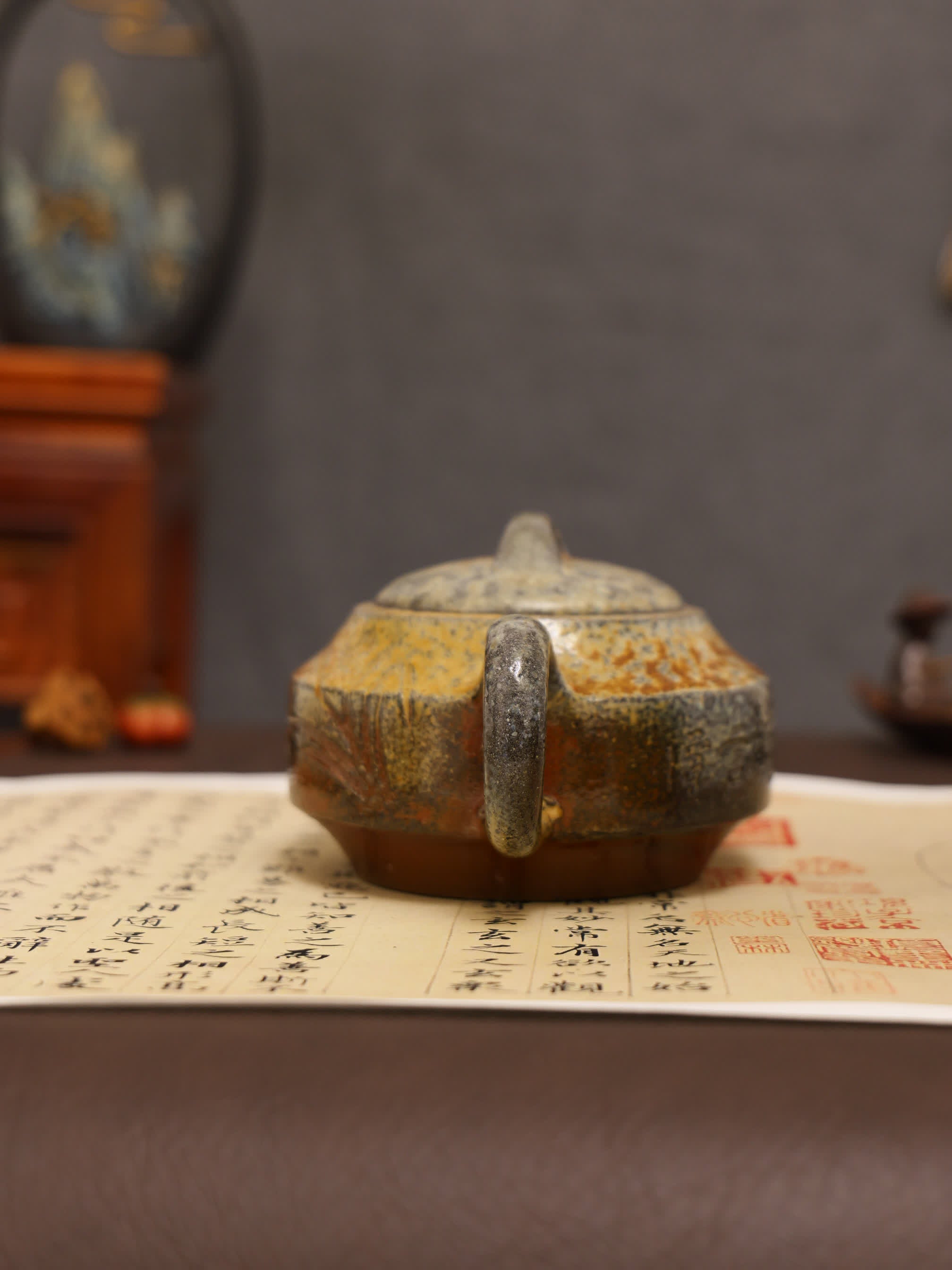 Orchid Carving Fully Handmade Purple Clay 'Hanjun' Yixing Teapot
