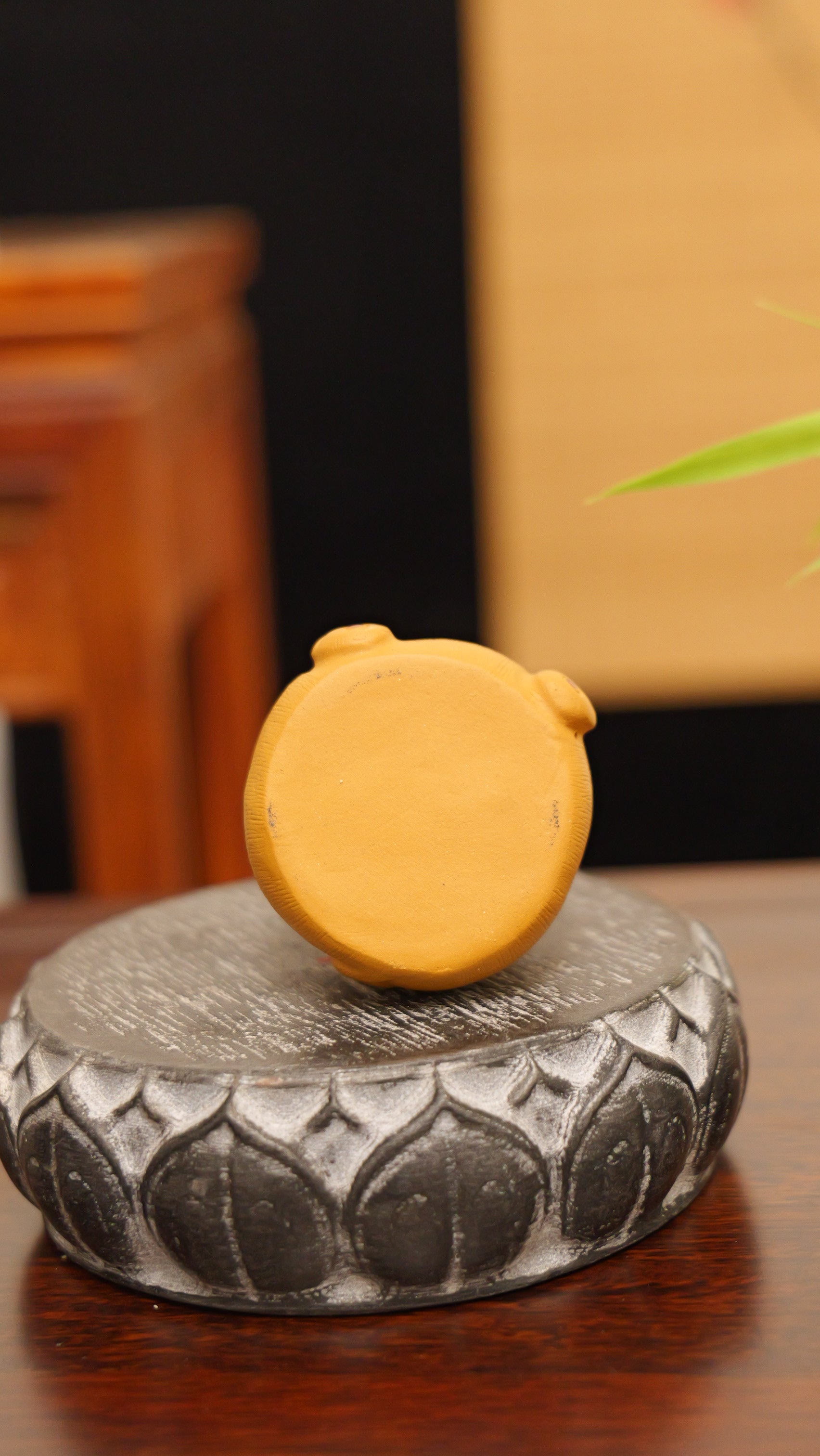 cute yellow kitten handmade pottery figurine decor (tea pet) made in yixing purple clay