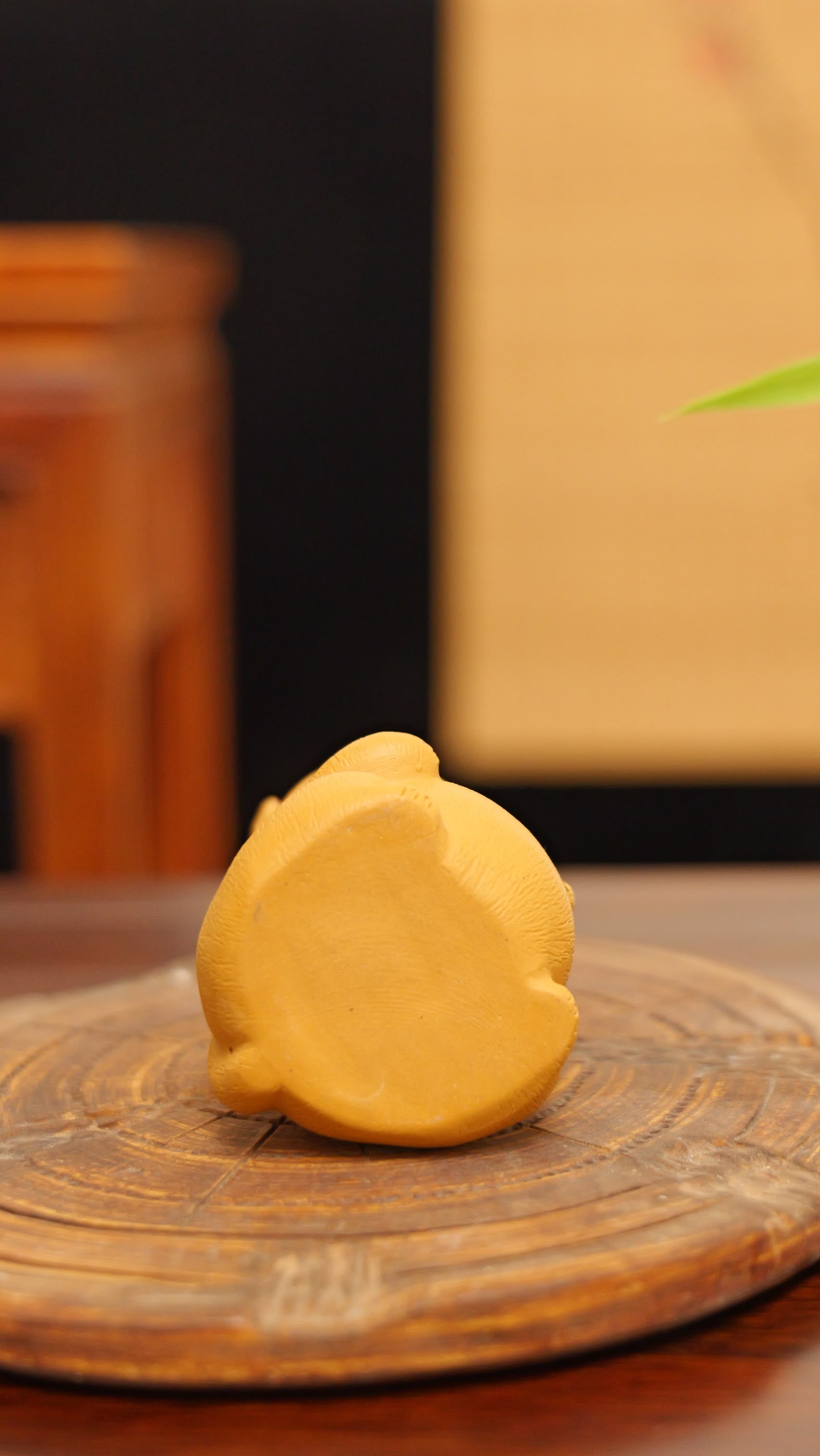cute yellow kitten handmade pottery figurine decor (tea pet) made in yixing purple clay