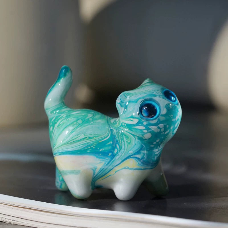 Drift-Lacquer Hand-Painted Cat Figurine