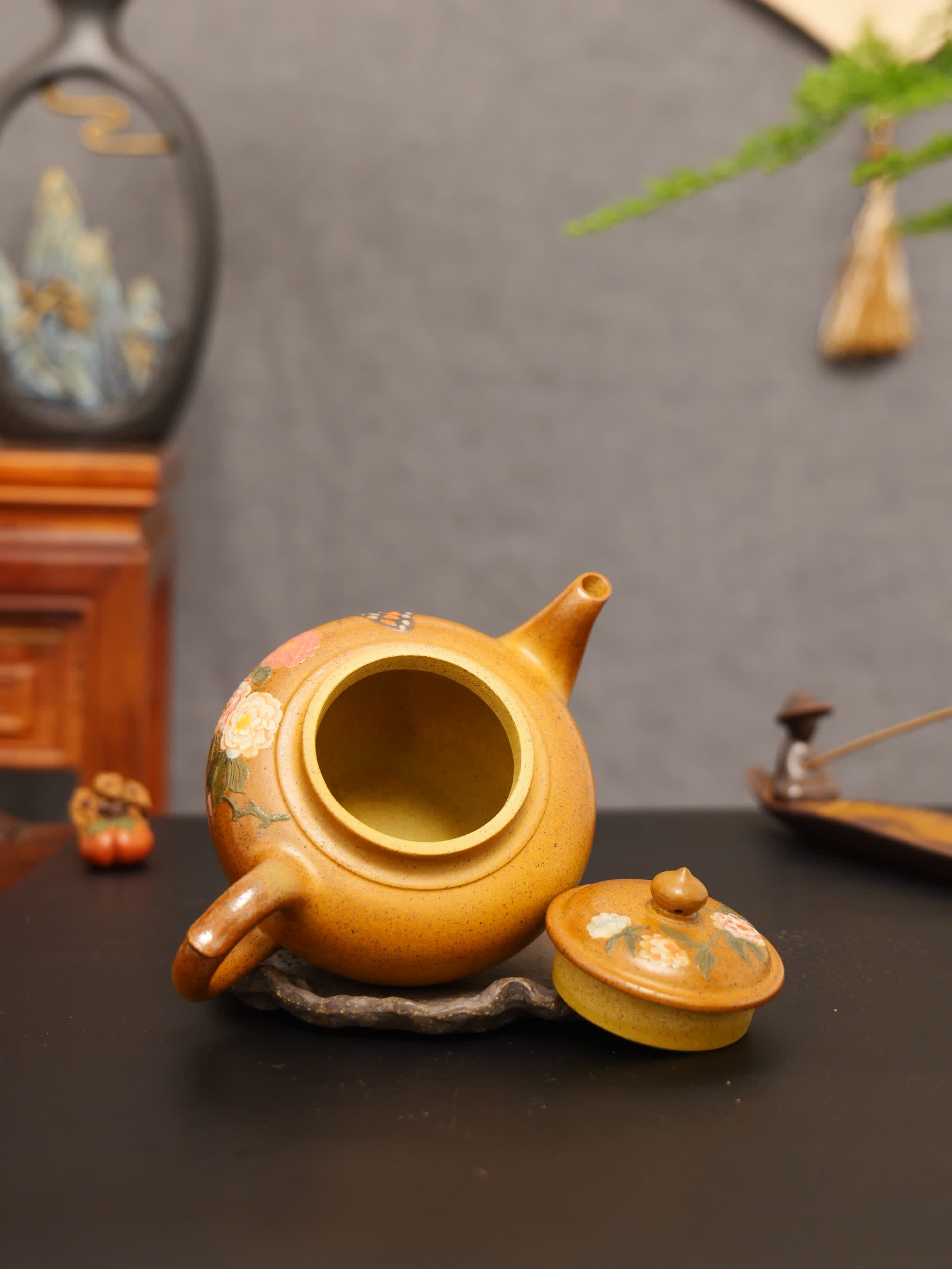 Peony Painting Fully Handmade Golden Duan Clay 'Xiao Ying' Yixing Teapot