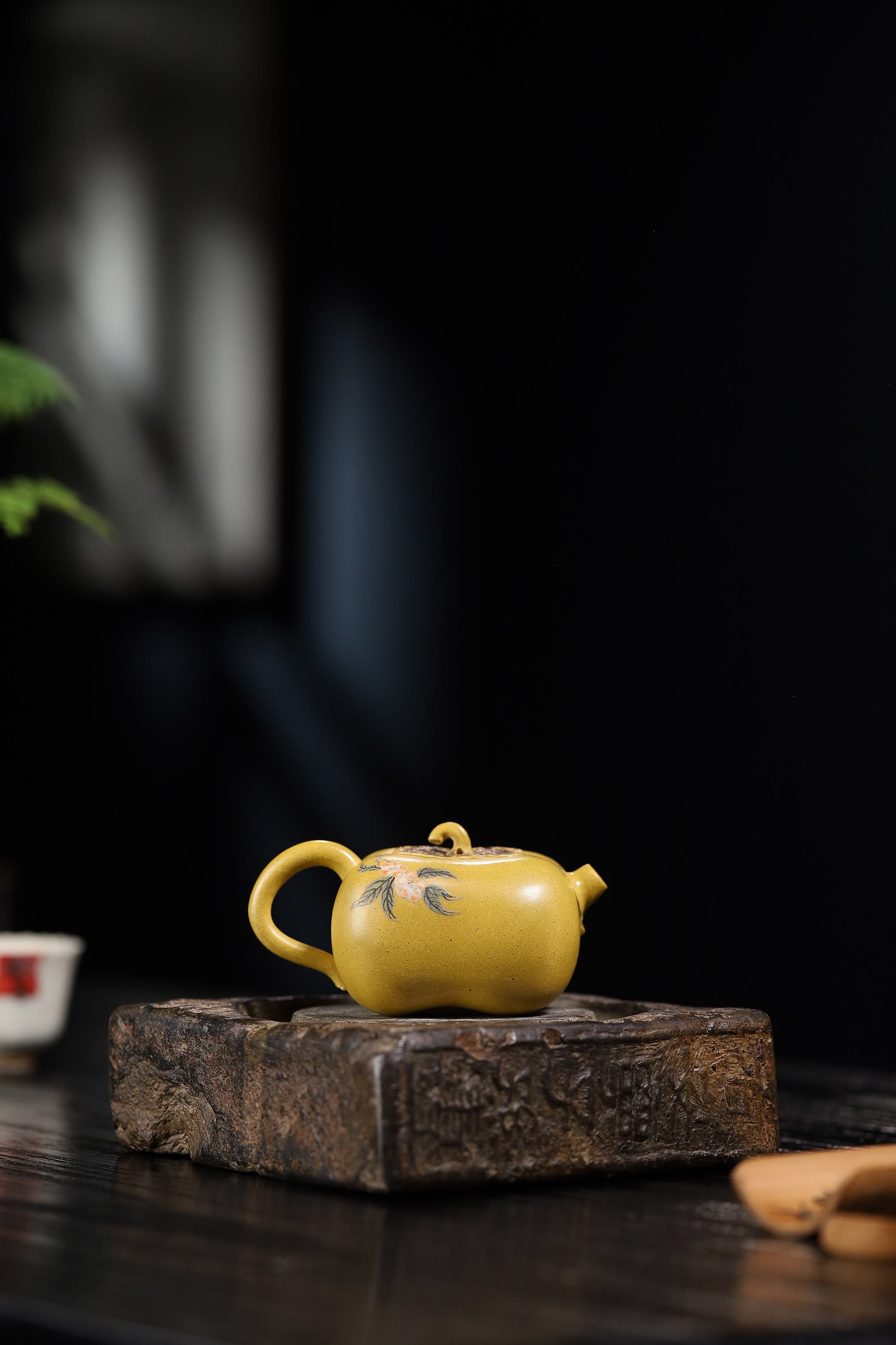 Persimmon-Shaped and Painted with Flowers and Birds Teapot Fully Handcrafted With Yixing  Golden Duanni Clay