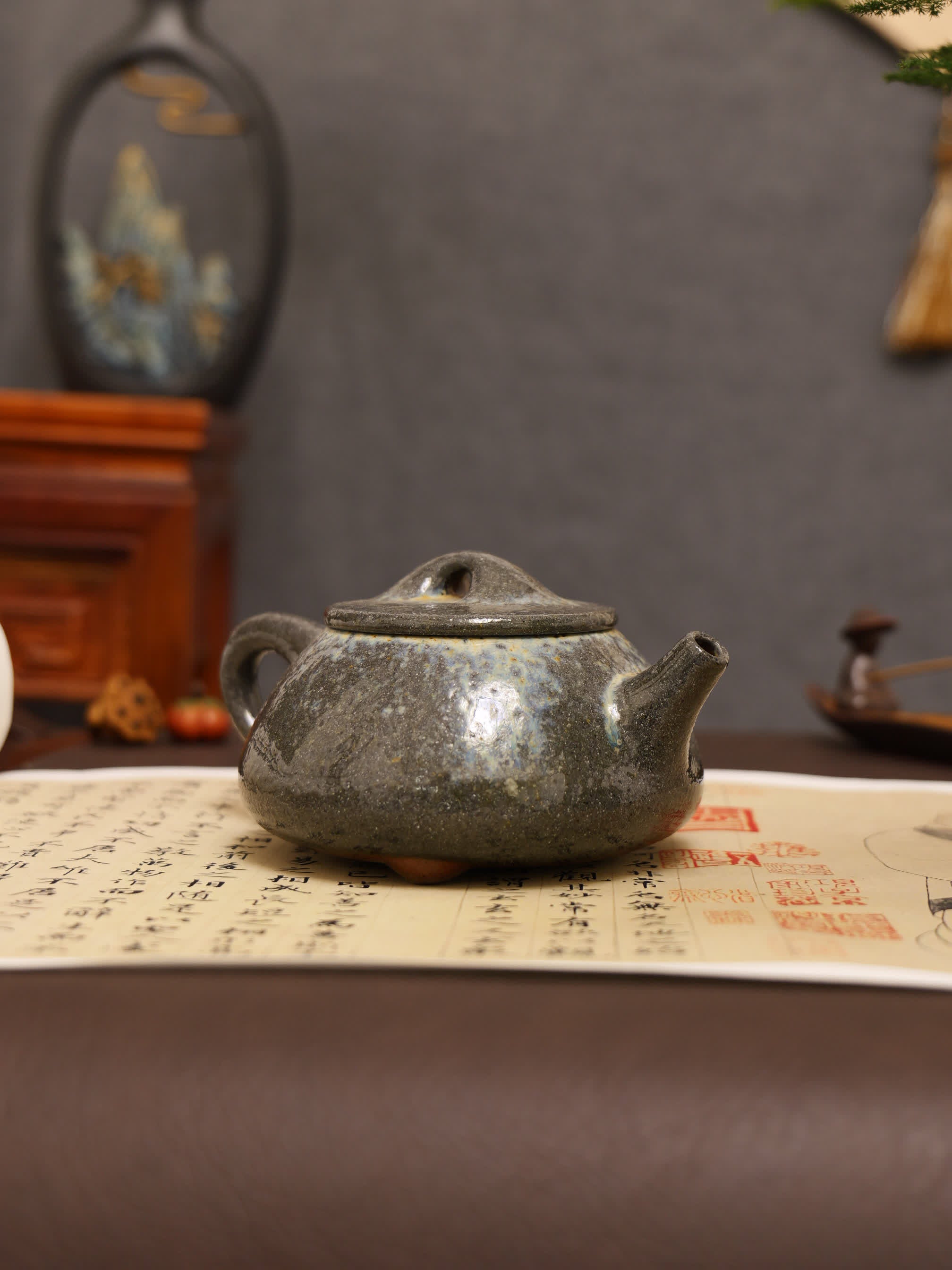 Plum Blossom Carving Fully Handmade Purple Clay 'Jingzhou Shi Piao' Yixing Teapot