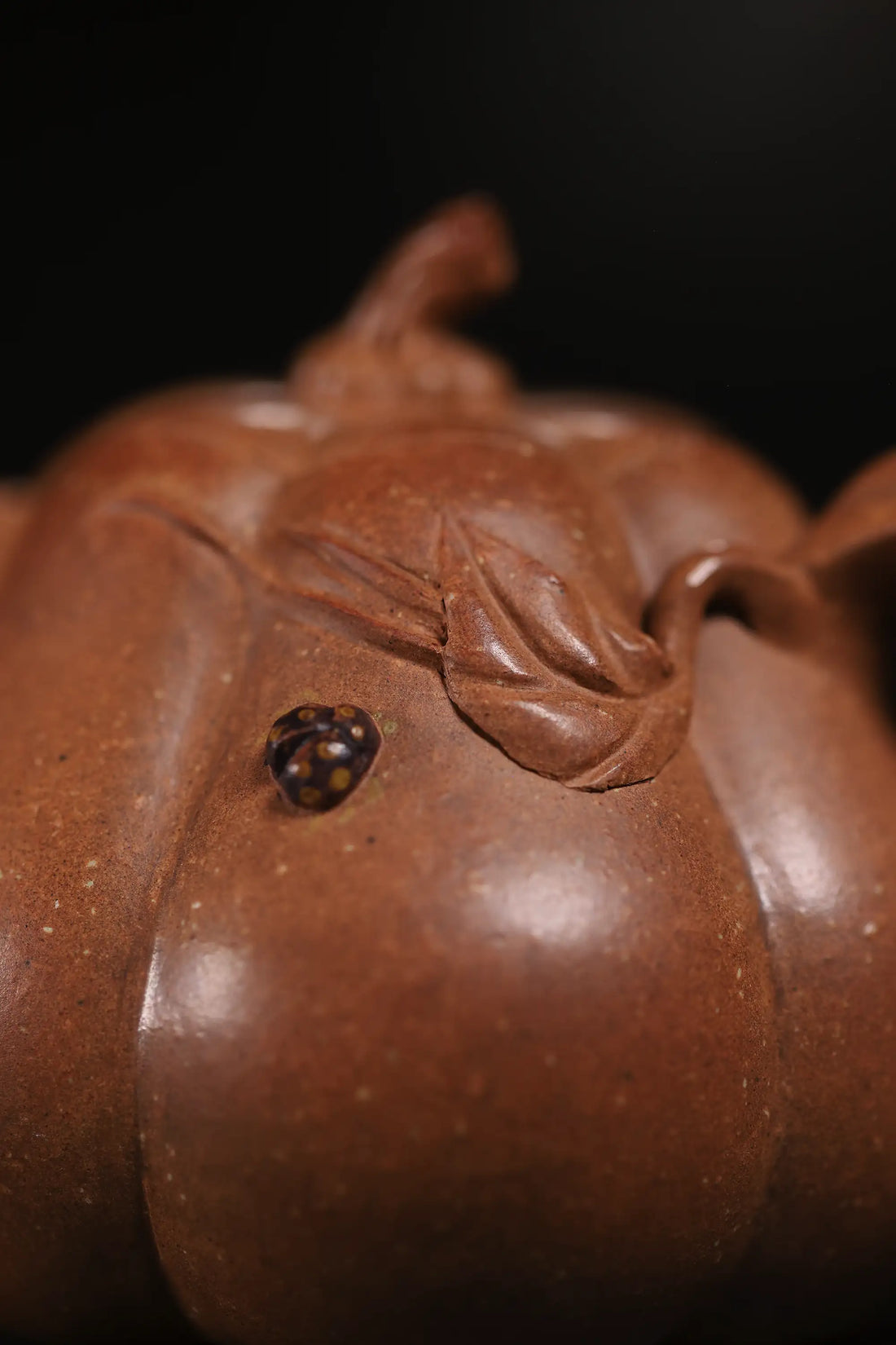Pumpkin Ribbed Pattern Fully Handmade Flocculent Golden Duan Clay Yixing Teapot