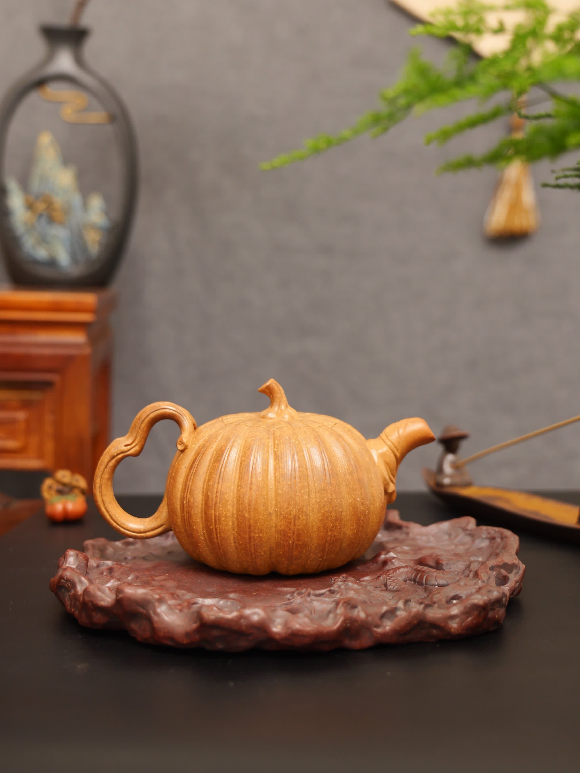 Pumpkin Ribbed Pattern Fully Handmade Flocculent Golden Duan Clay Yixing Teapot