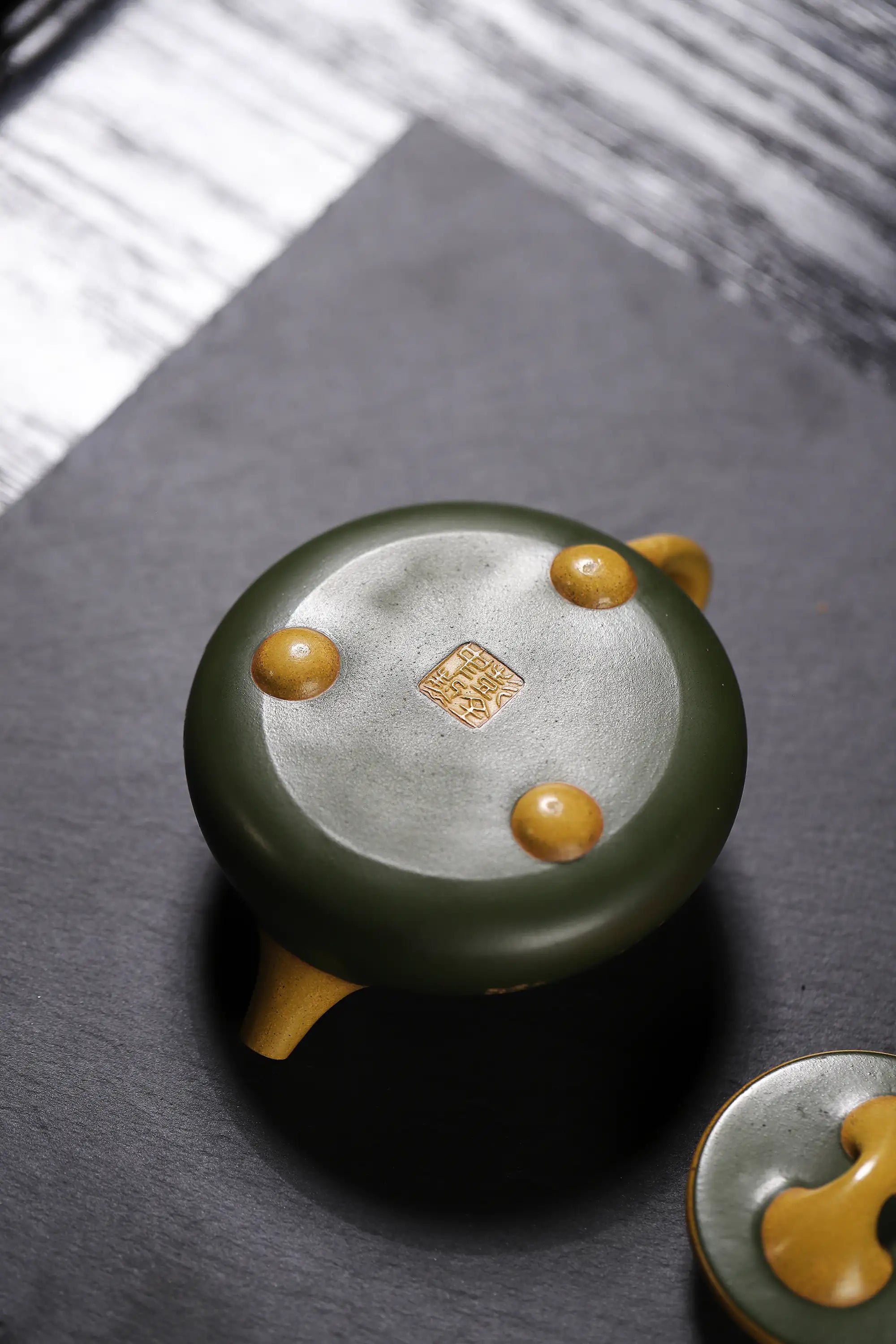 Squirrel Painting & Philosophical Inscription Fully Handmade Duan Clay 'Jingzhou Shi Piao' Yixing Teapot