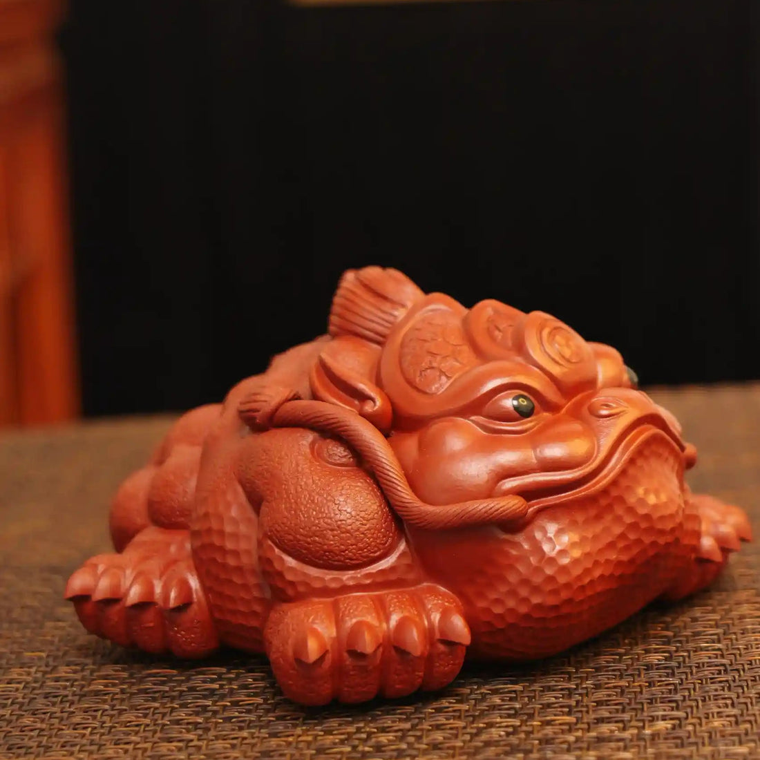 Yixing Zisha Handmade Wealth - Attracting Golden Toad Tea Pet (Auspicious Style)