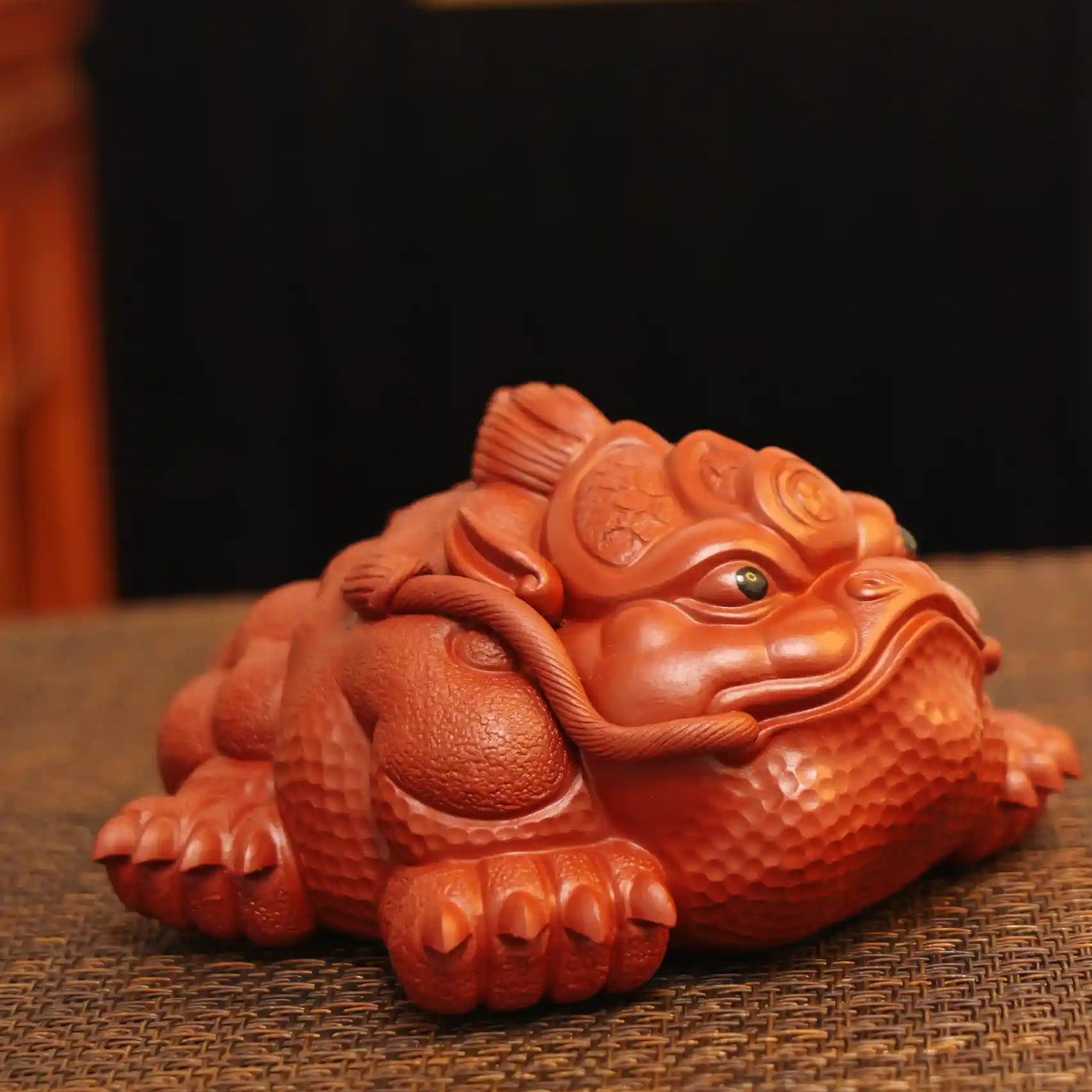 Yixing Zisha Handmade Wealth - Attracting Golden Toad Tea Pet (Auspicious Style)