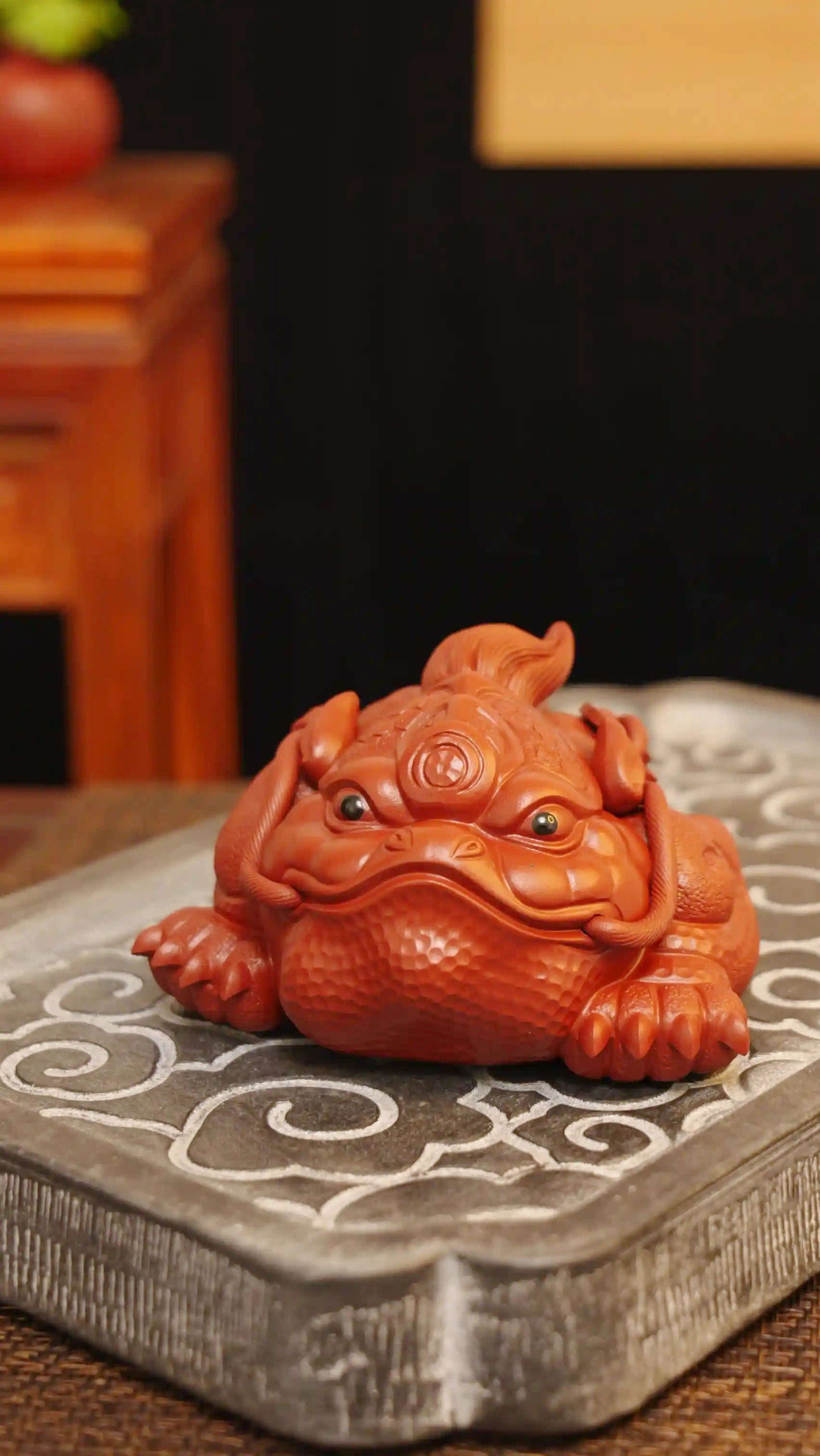 Yixing Zisha Handmade Wealth - Attracting Golden Toad Tea Pet (Auspicious Style)