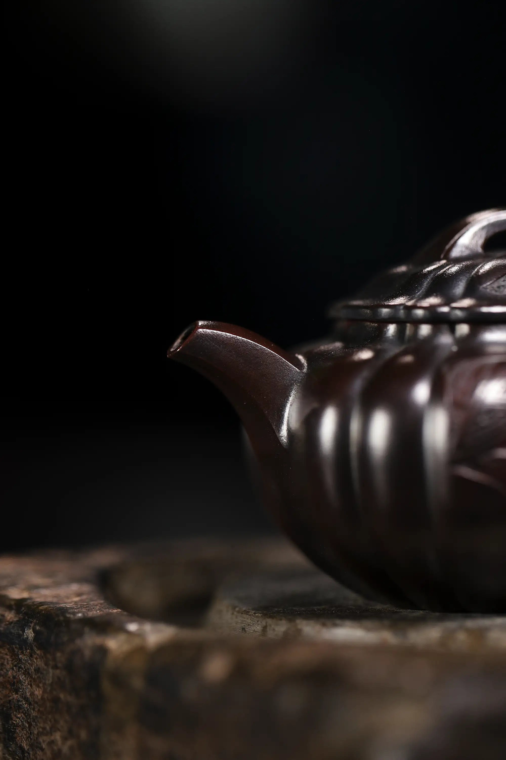 Totem Carving Fully Handmade Zijinsha-Purple Clay 'Ribbed Square' Yixing Teapot