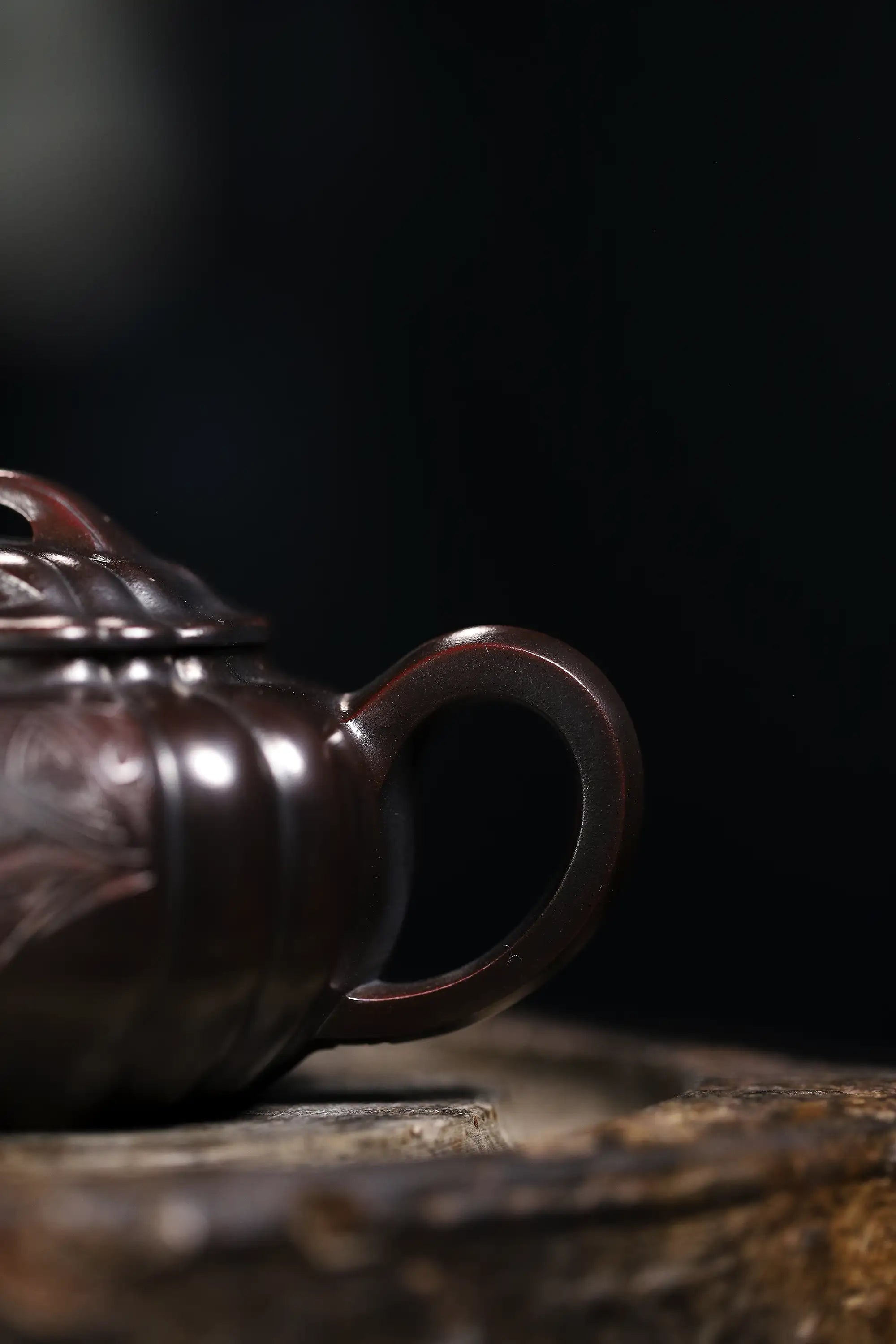 Totem Carving Fully Handmade Zijinsha-Purple Clay 'Ribbed Square' Yixing Teapot
