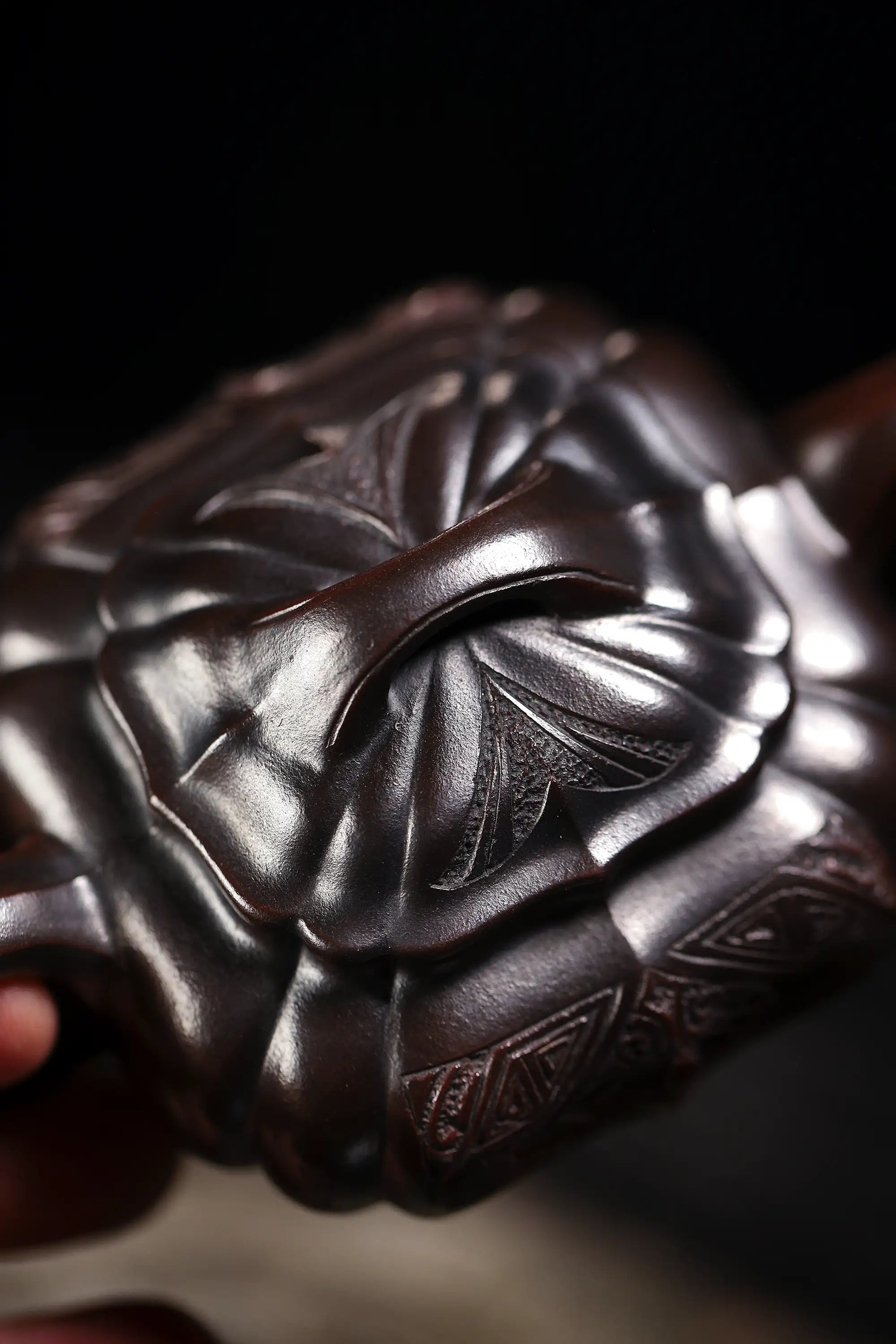 Totem Carving Fully Handmade Zijinsha-Purple Clay 'Ribbed Square' Yixing Teapot