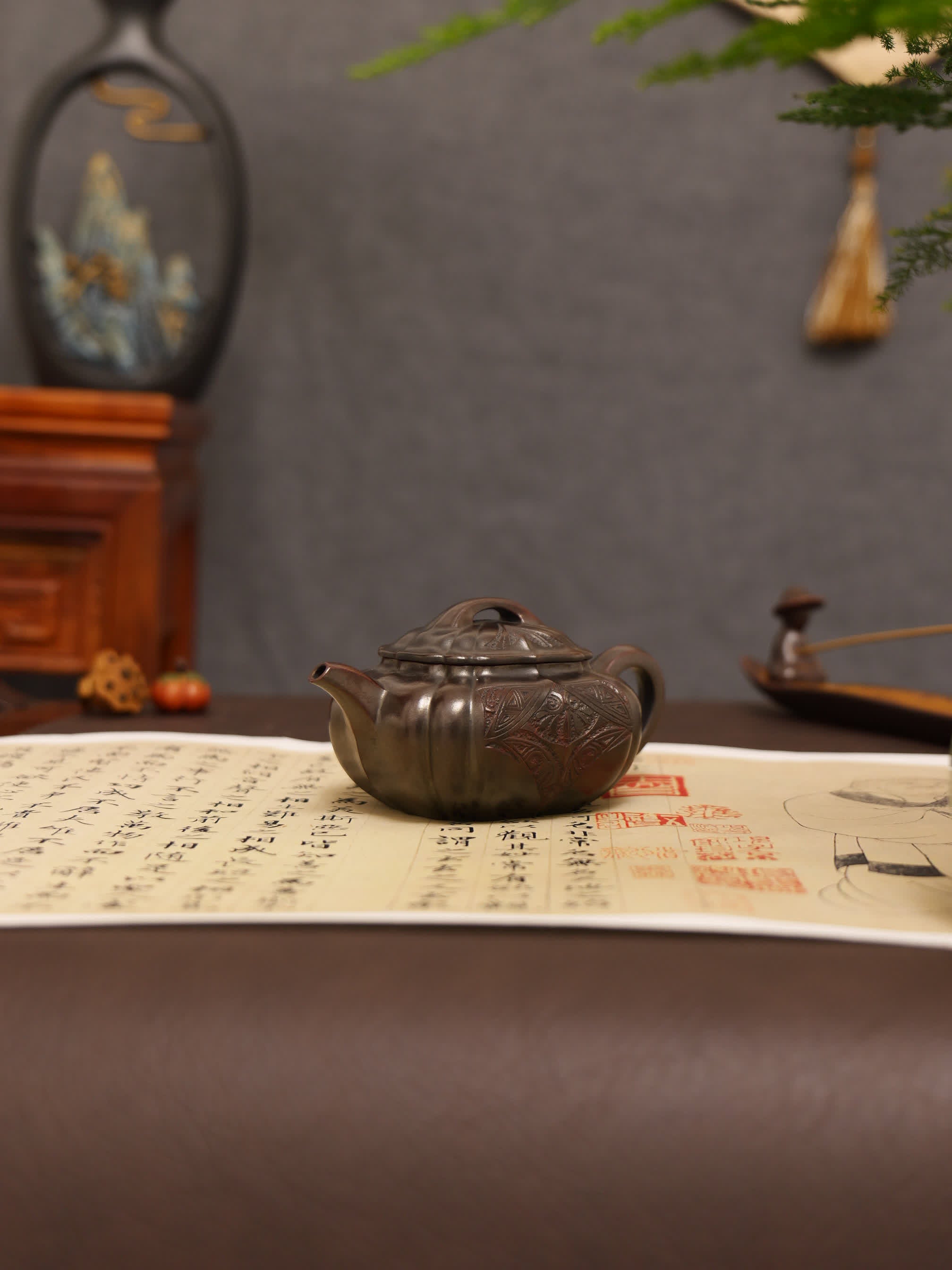 Totem Carving Fully Handmade Zijinsha-Purple Clay 'Ribbed Square' Yixing Teapot