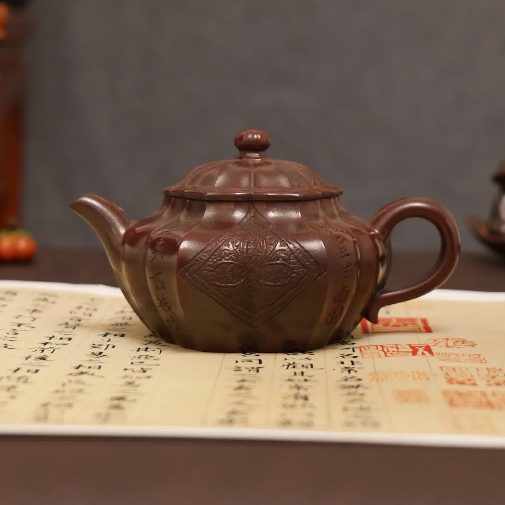 Totem Patterns Fully Handmade Zijinsha-Purple Clay 'Ribbed' Yixing Teapot