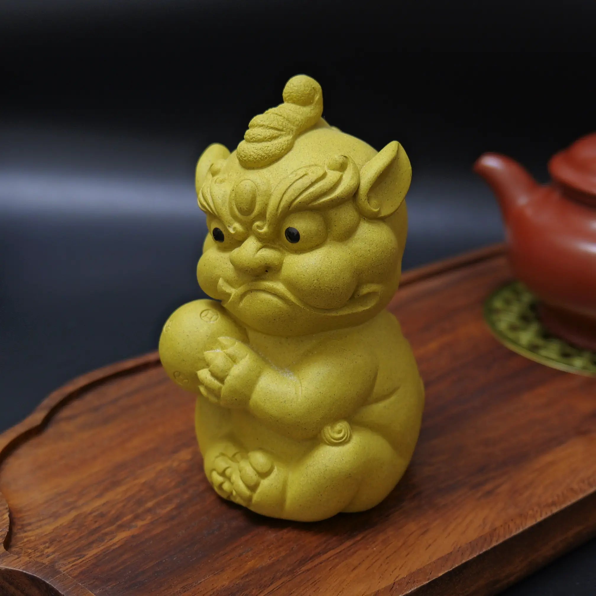 Yixing Clay Handmade Coin Ball Guardian Lion Tea Pet