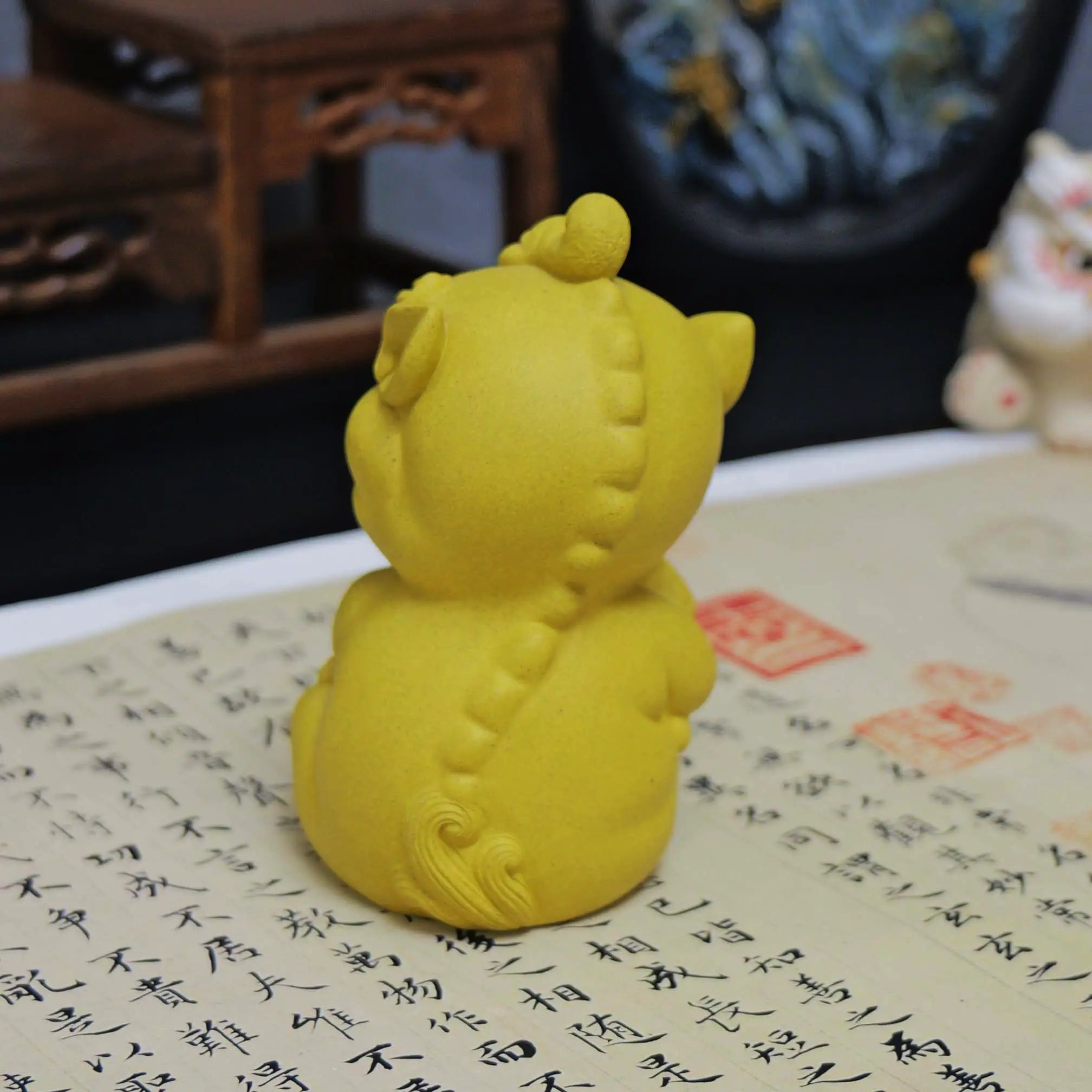 Yixing Clay Handmade Coin Ball Guardian Lion Tea Pet